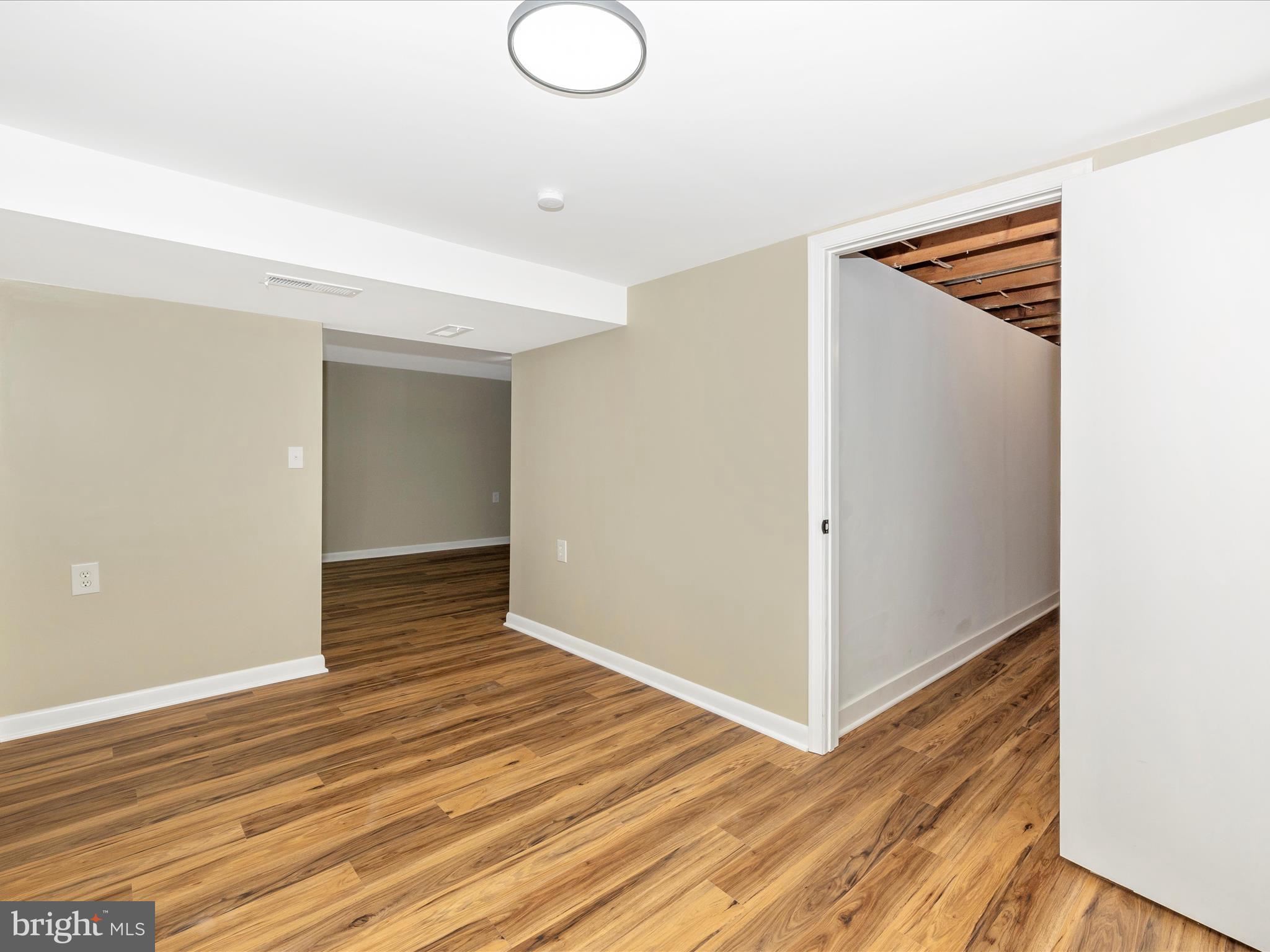 BARTONSVILLE - Residential