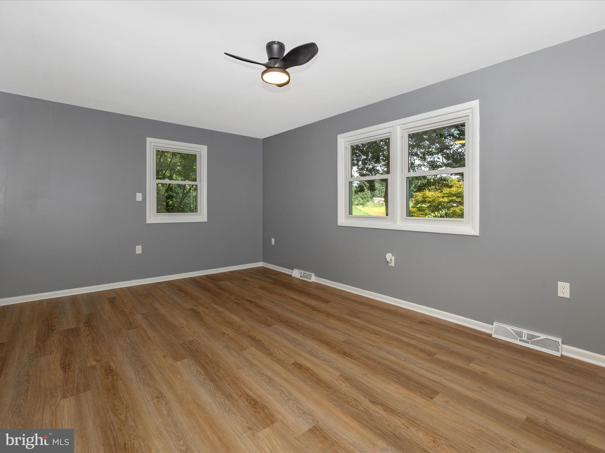 BARTONSVILLE - Residential