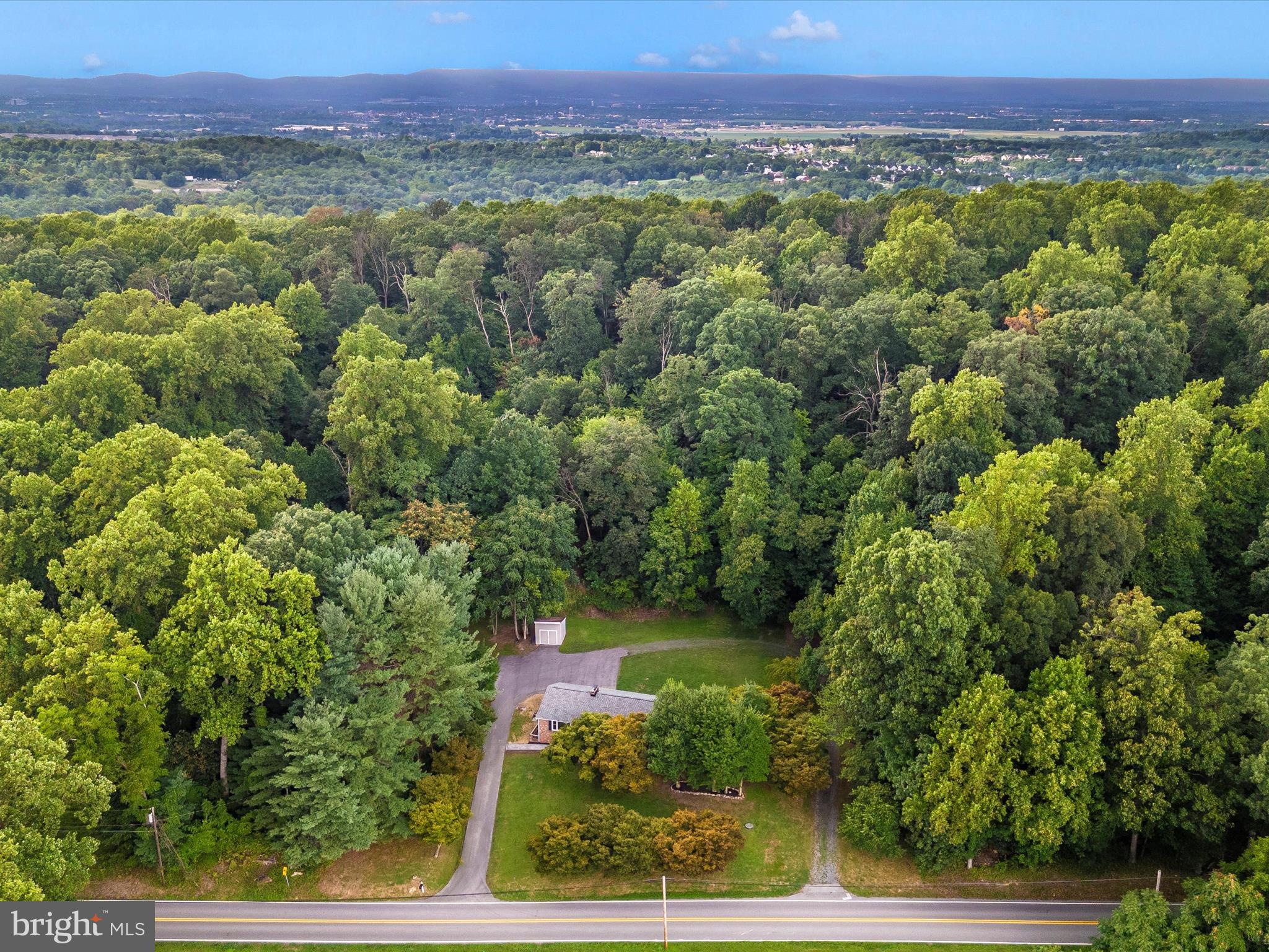 BARTONSVILLE - Residential