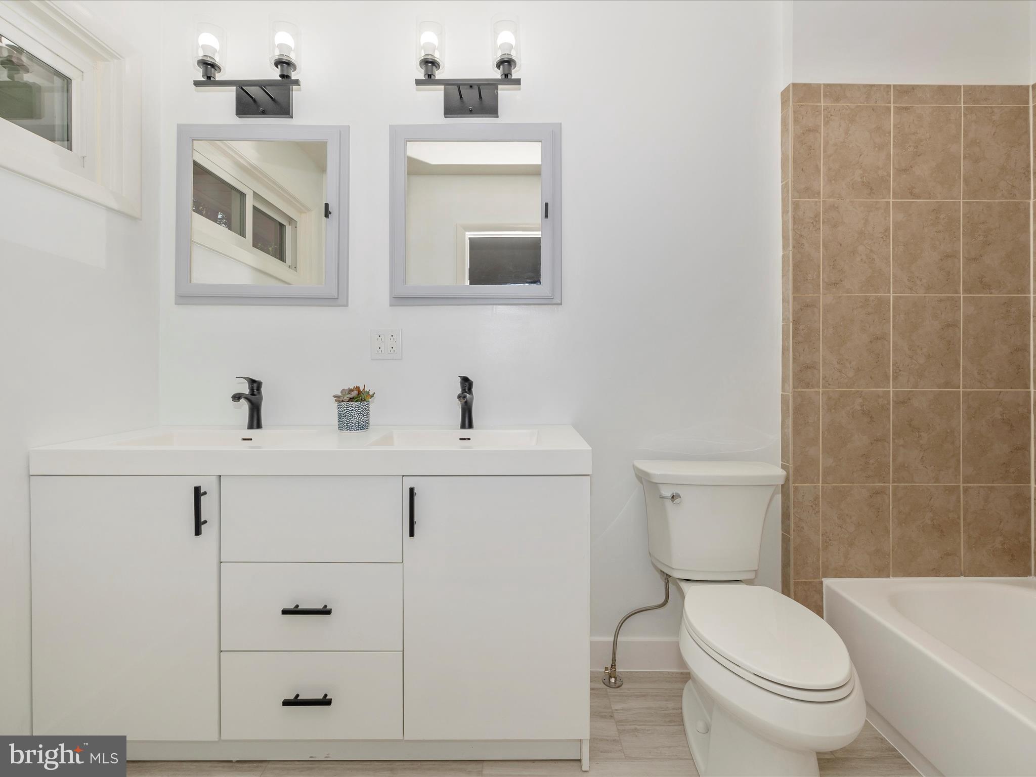 BARTONSVILLE - Residential