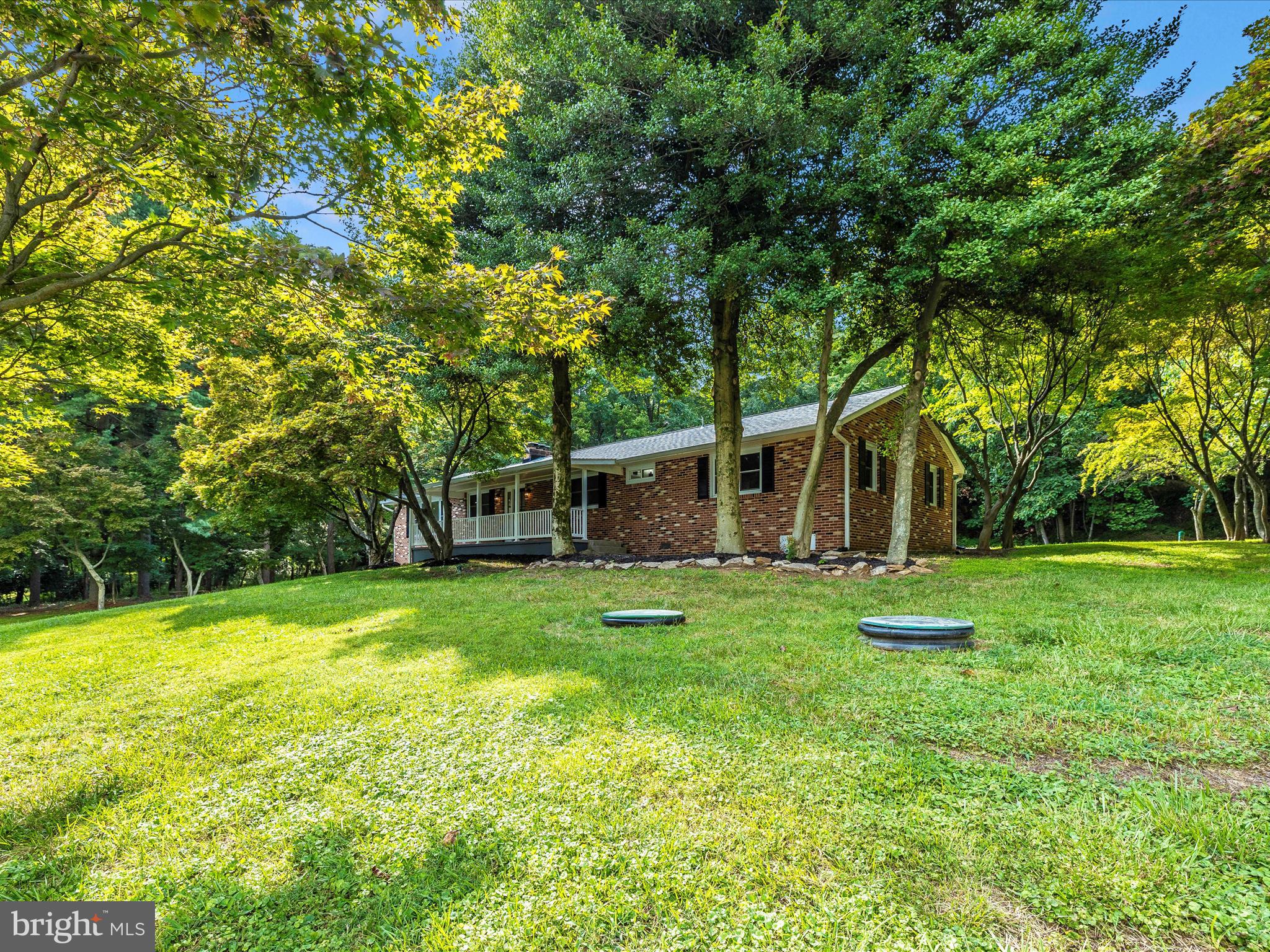 BARTONSVILLE - Residential