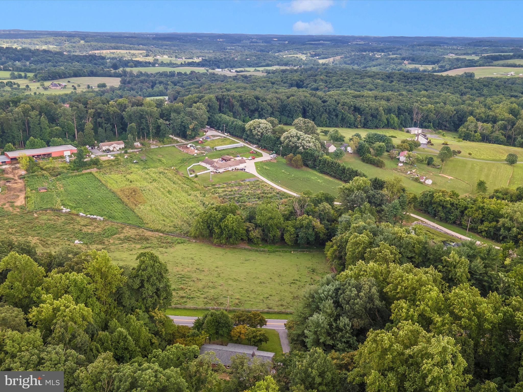 BARTONSVILLE - Residential