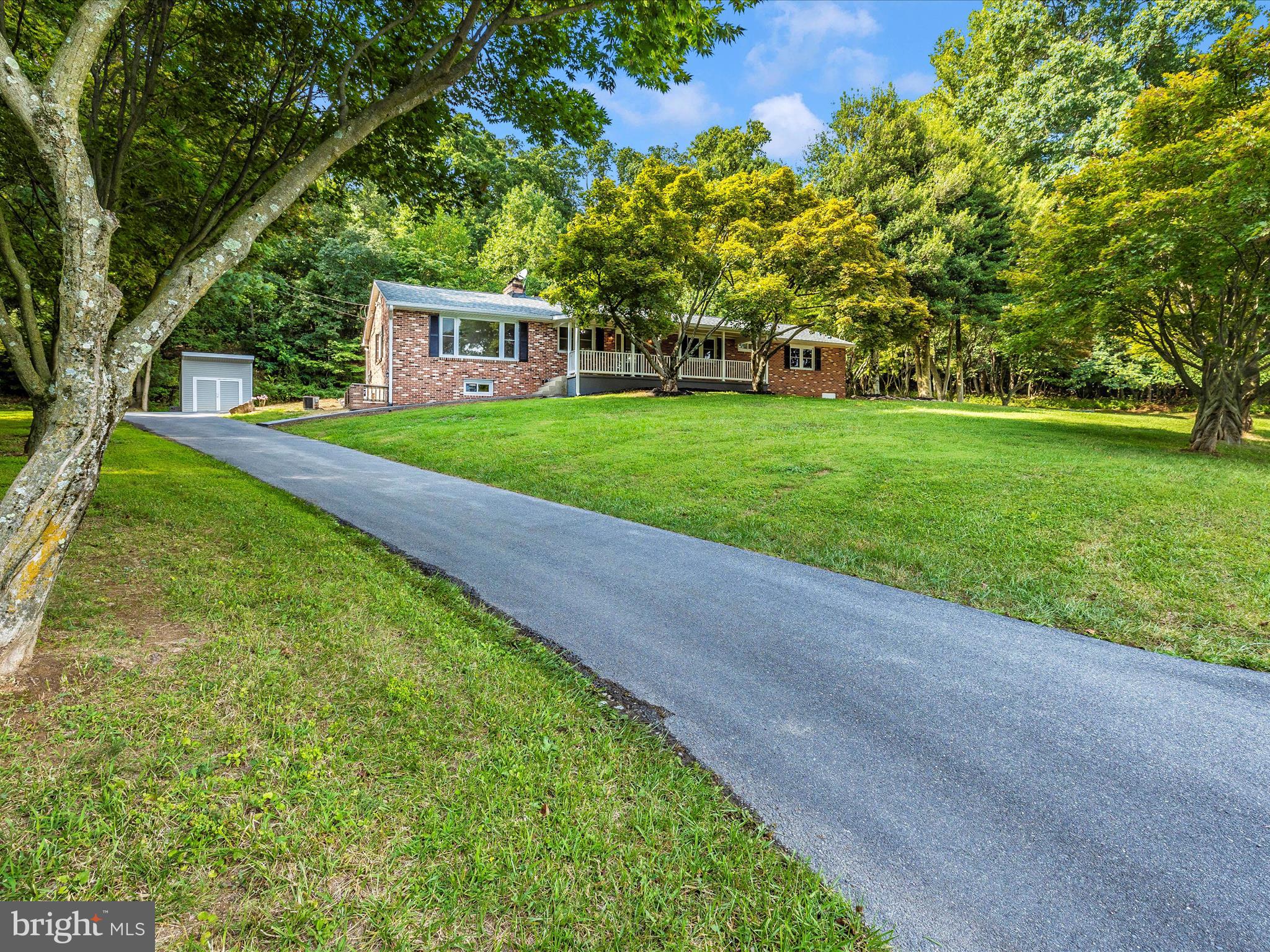 BARTONSVILLE - Residential