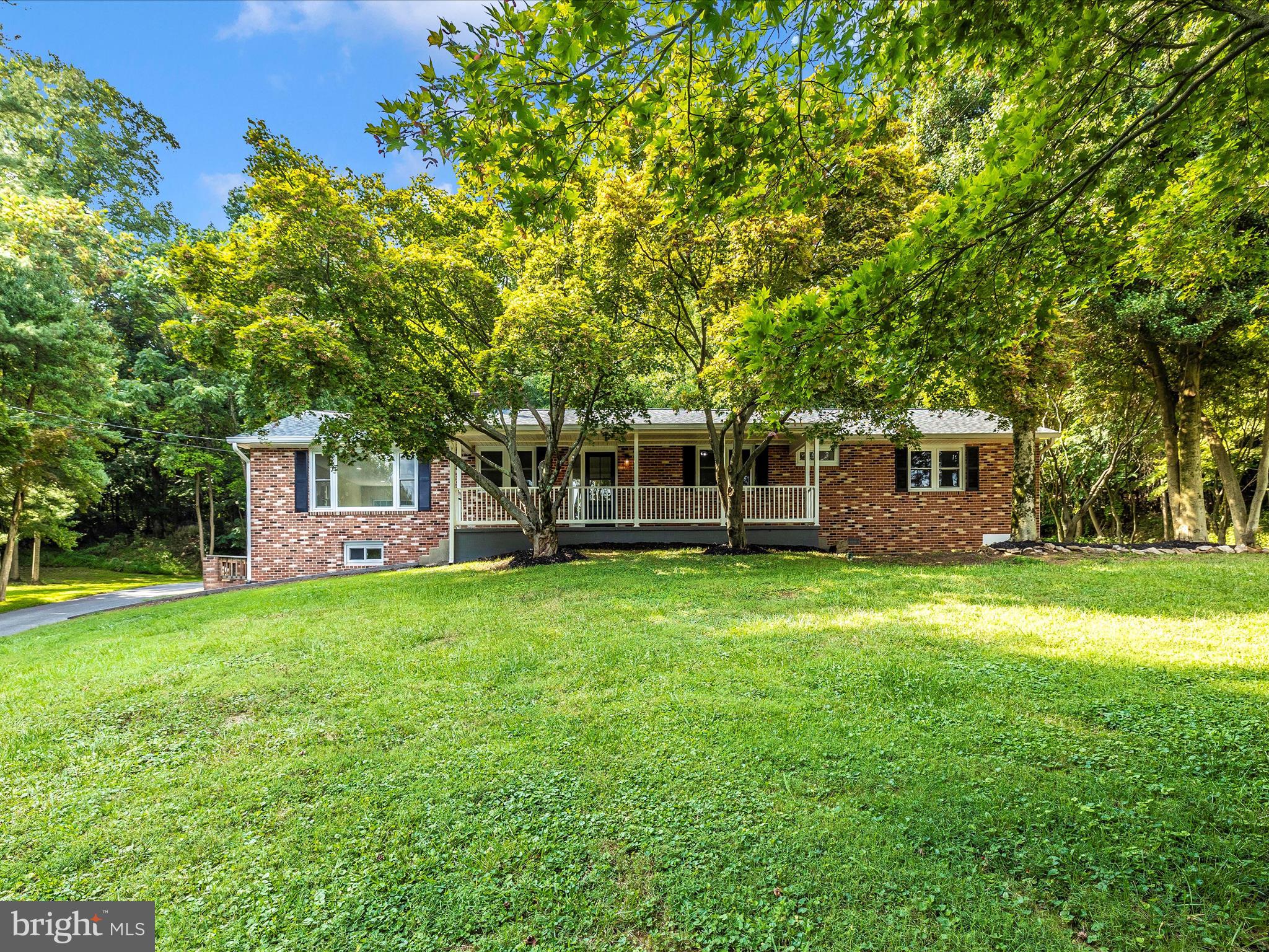 BARTONSVILLE - Residential