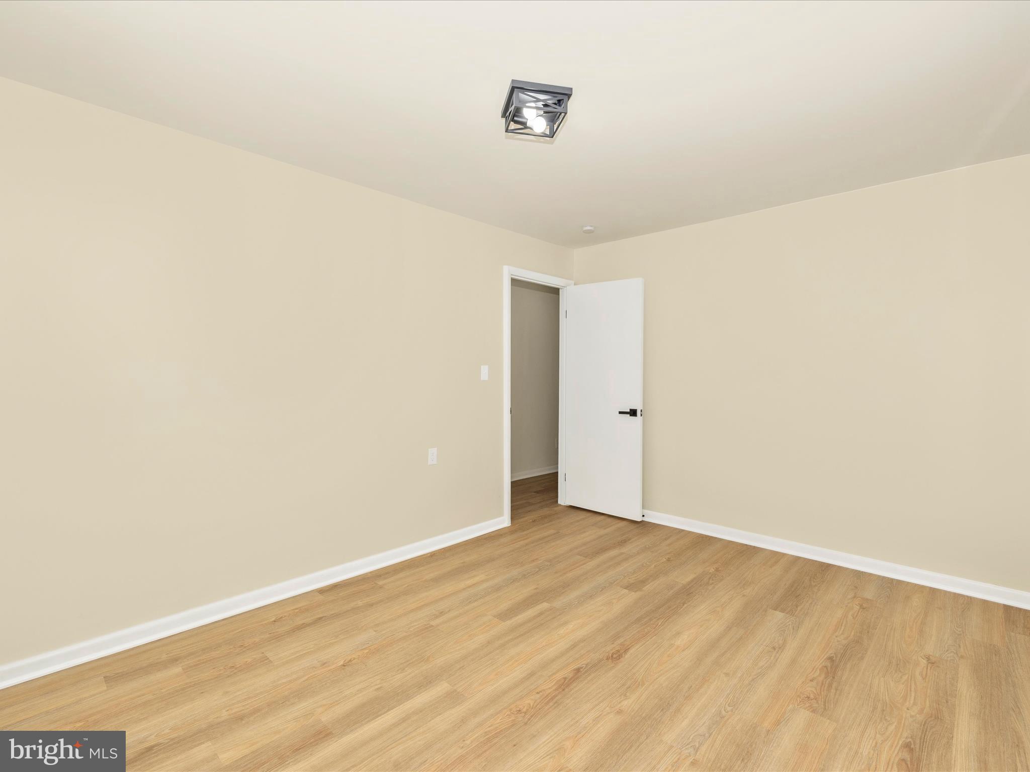 BARTONSVILLE - Residential