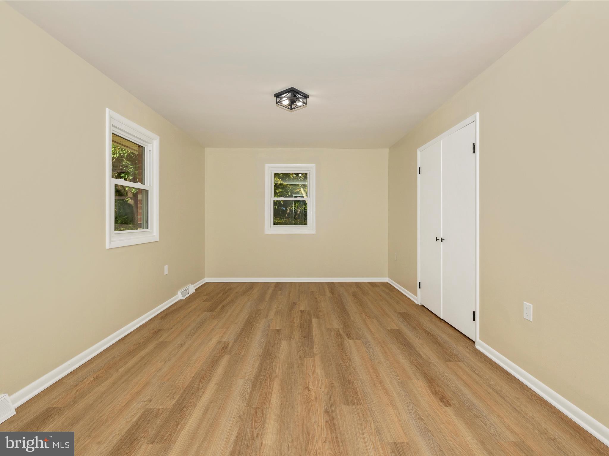 BARTONSVILLE - Residential