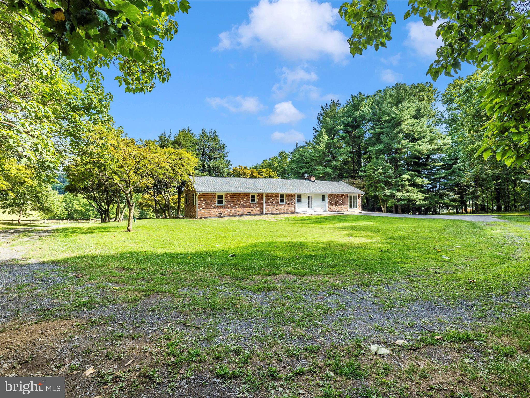 BARTONSVILLE - Residential