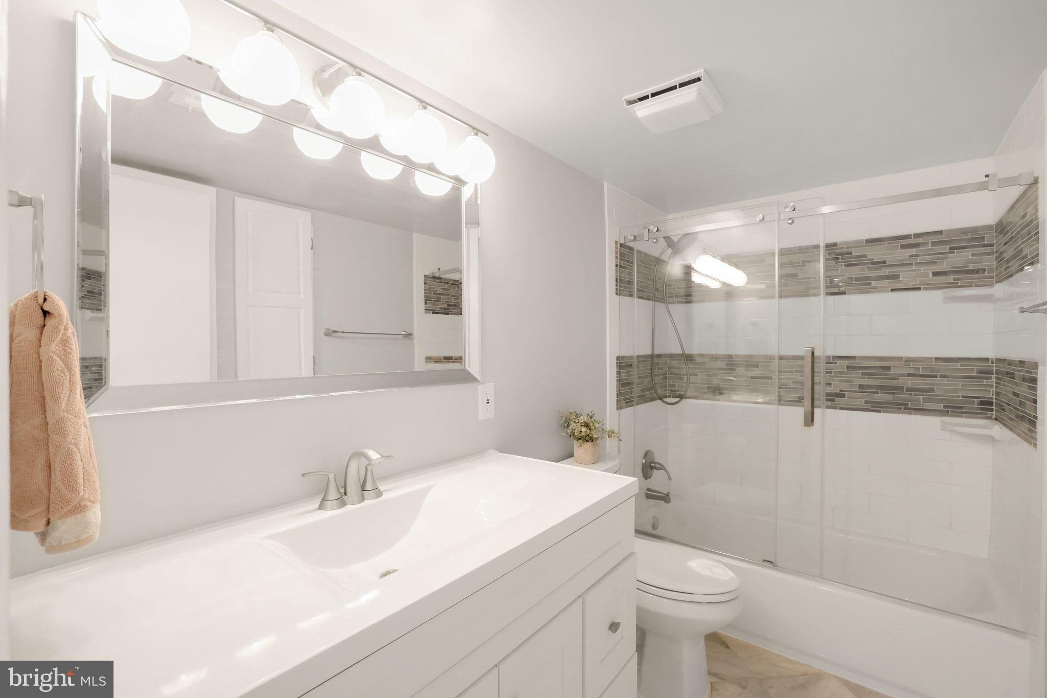 ARLINGTON - Residential