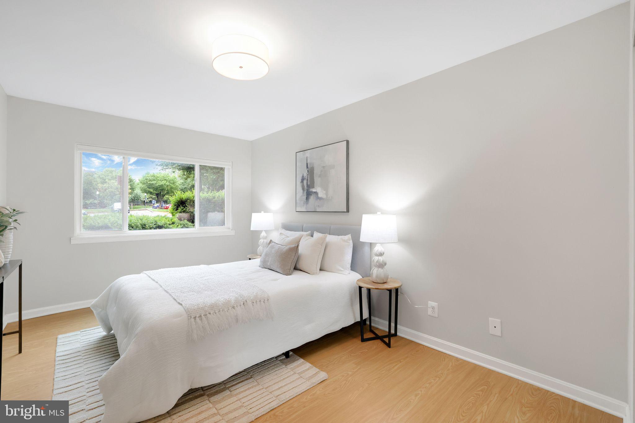 ARLINGTON - Residential