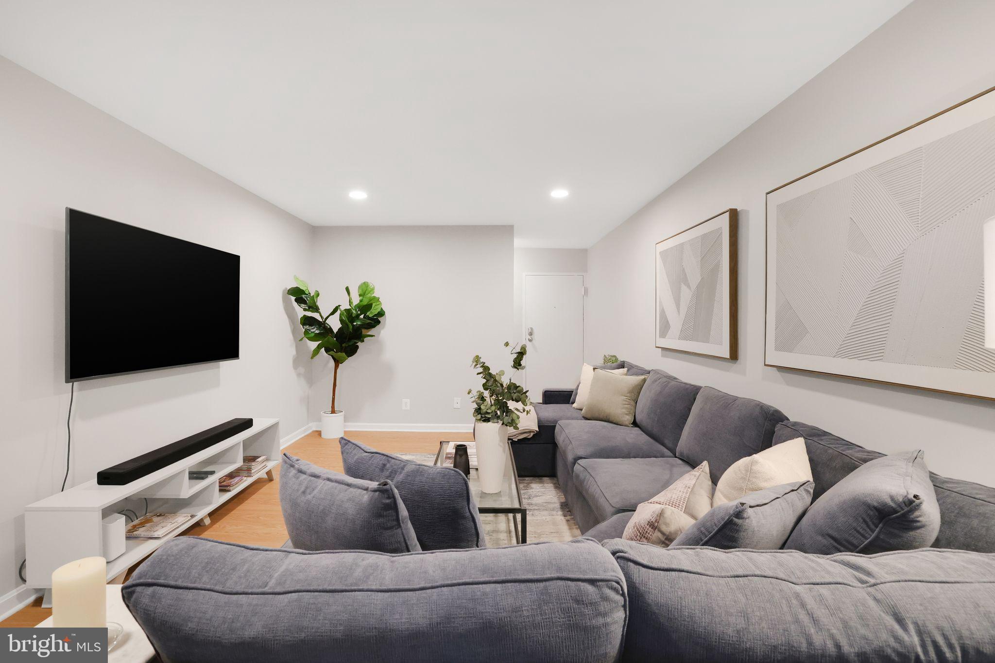 ARLINGTON - Residential