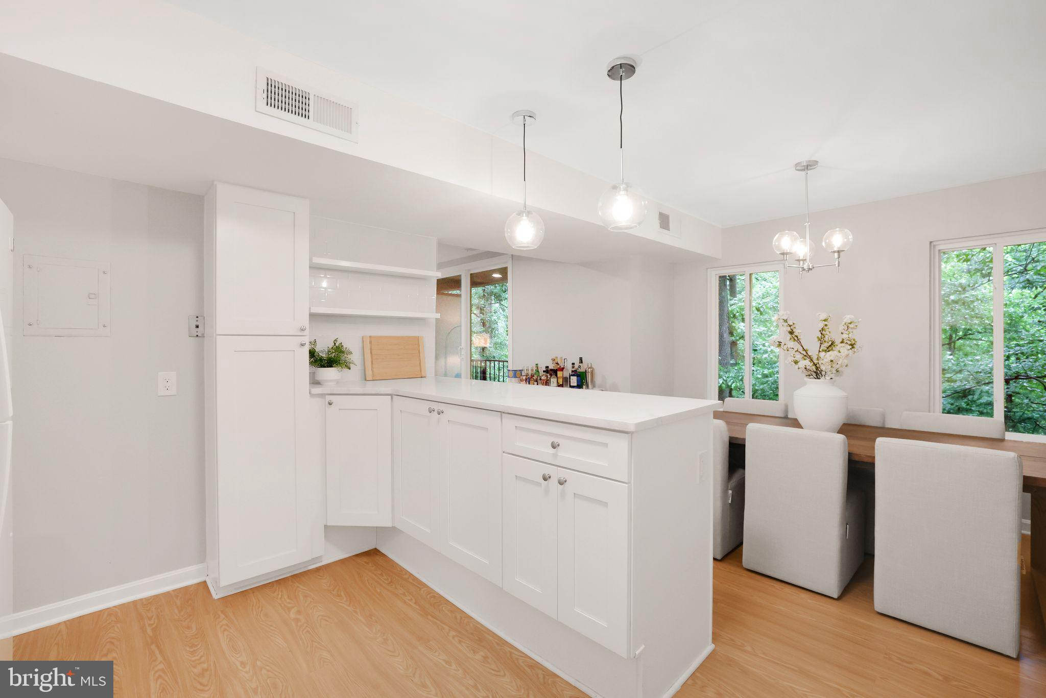 ARLINGTON - Residential