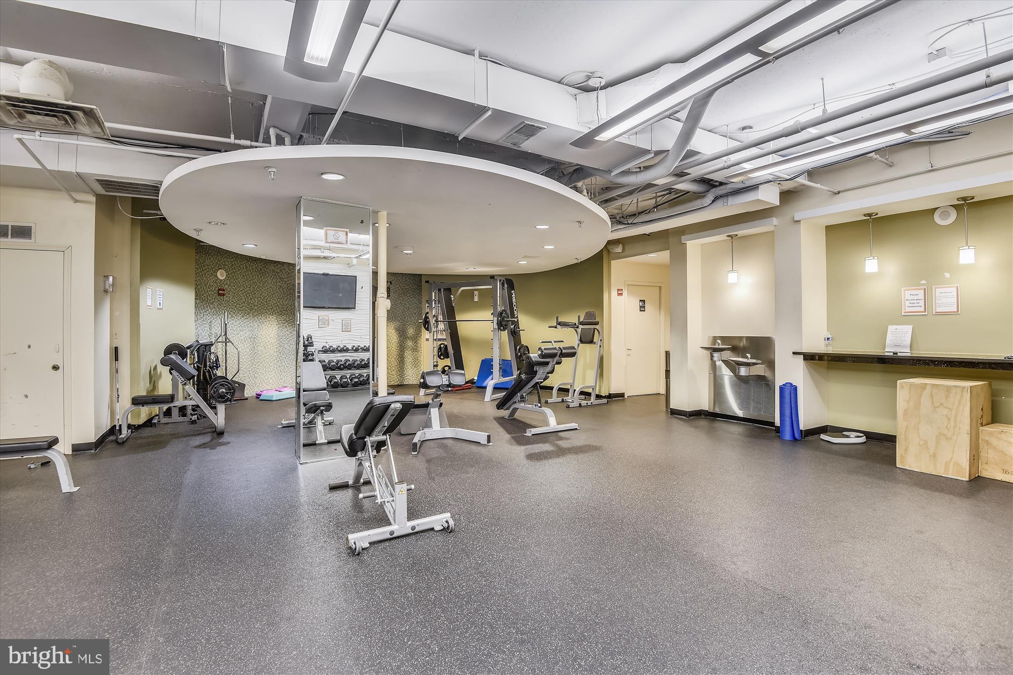 RENAISSANCE AT TYSONS - Residential Lease