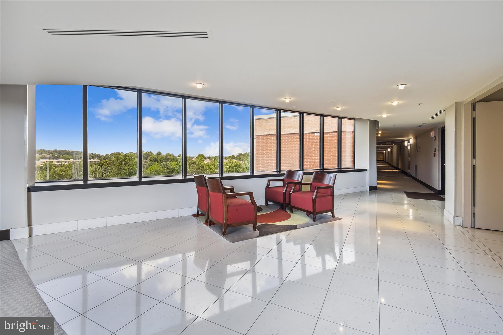 RENAISSANCE AT TYSONS - Residential Lease