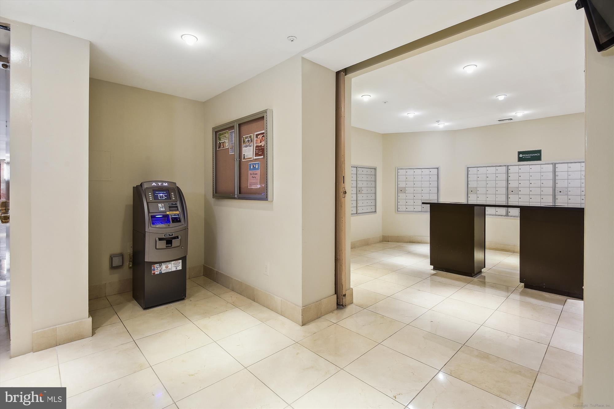 RENAISSANCE AT TYSONS - Residential Lease