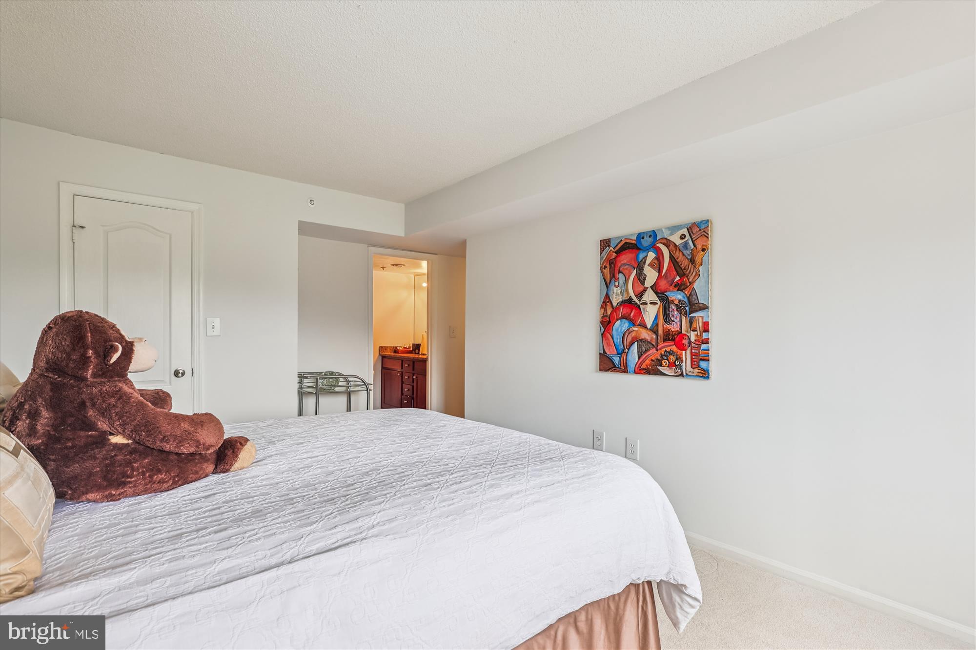 RENAISSANCE AT TYSONS - Residential Lease