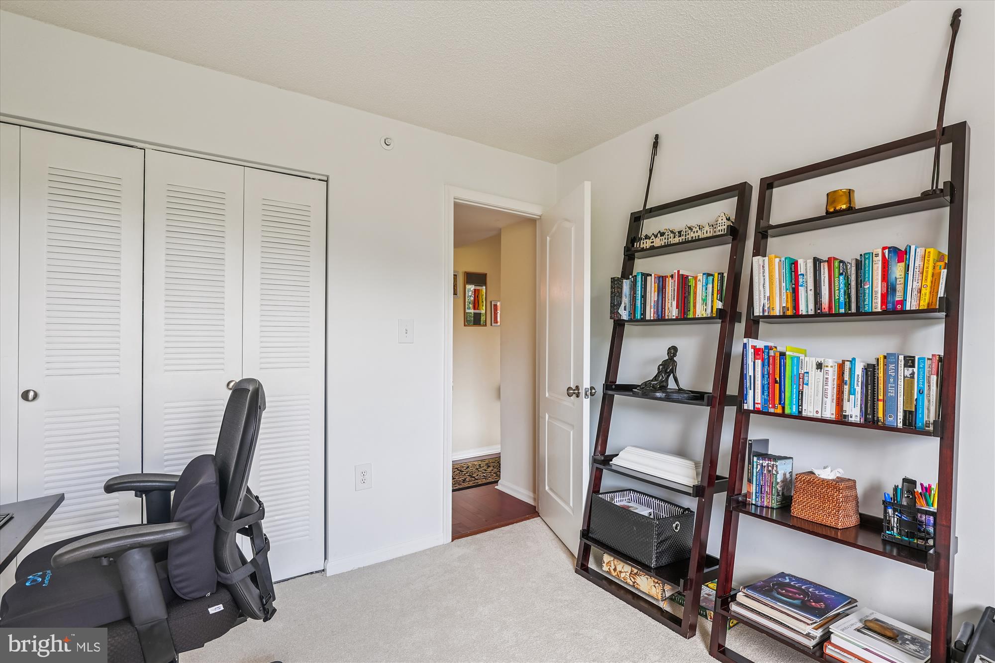 RENAISSANCE AT TYSONS - Residential Lease