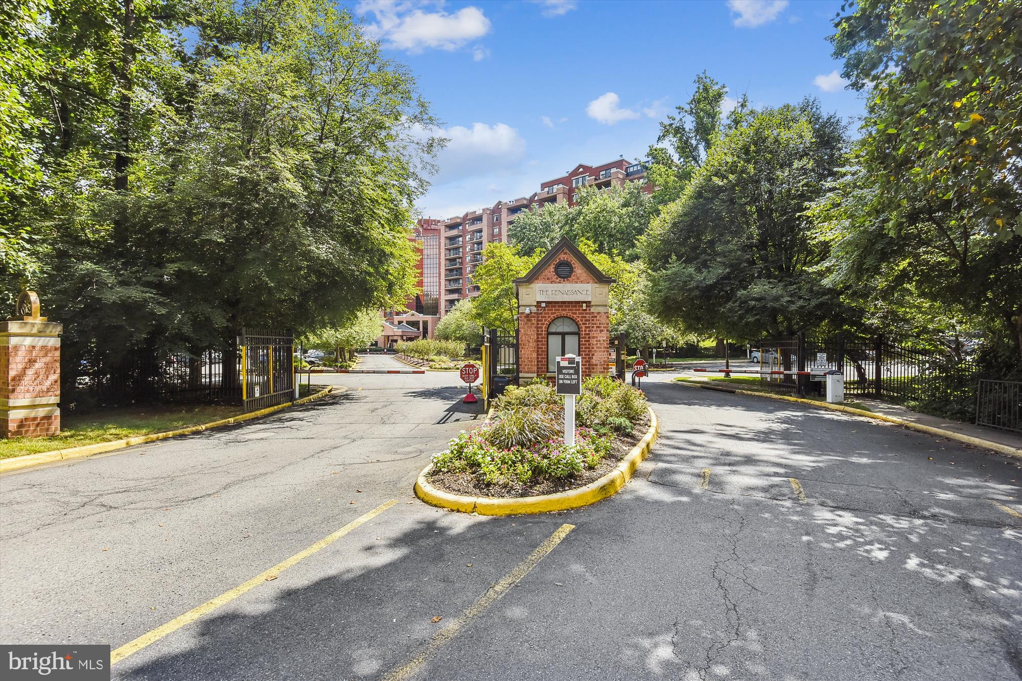 RENAISSANCE AT TYSONS - Residential Lease