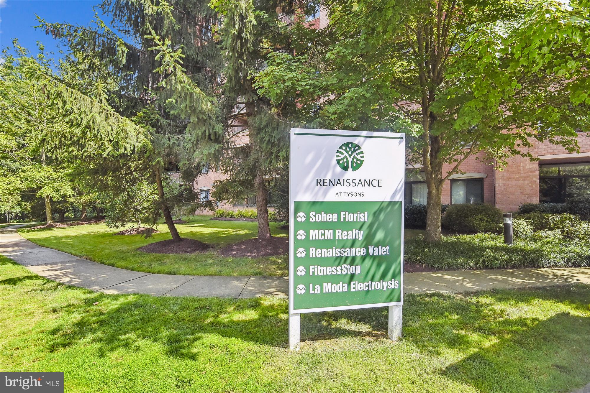 RENAISSANCE AT TYSONS - Residential Lease