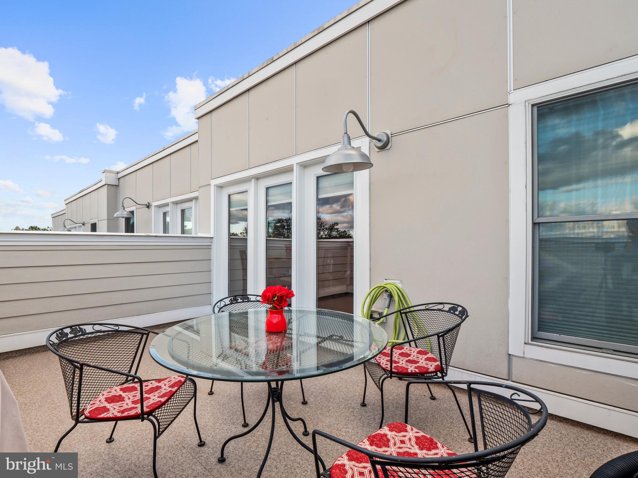 LIBERTY - Residential Lease