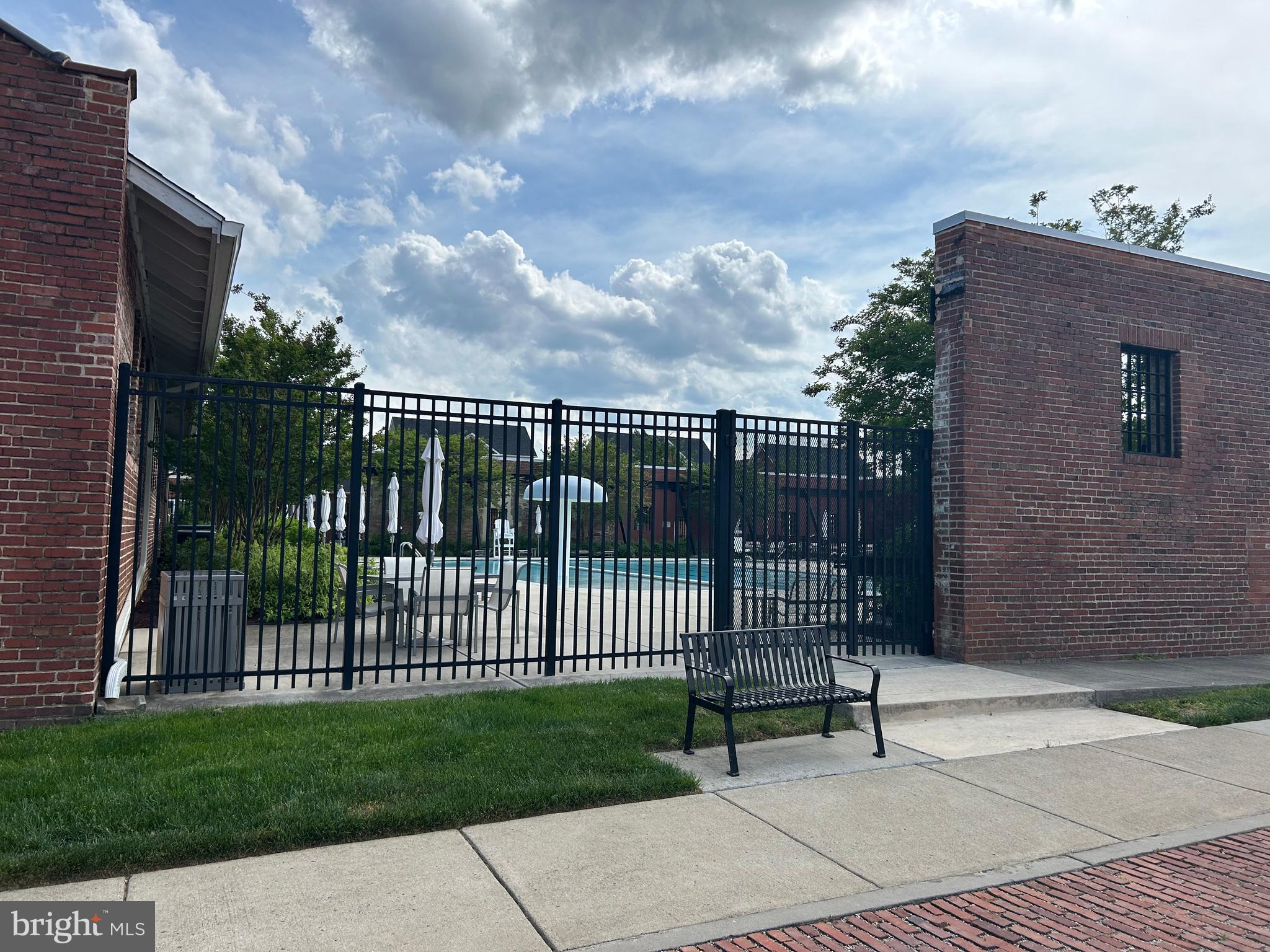 LIBERTY - Residential Lease