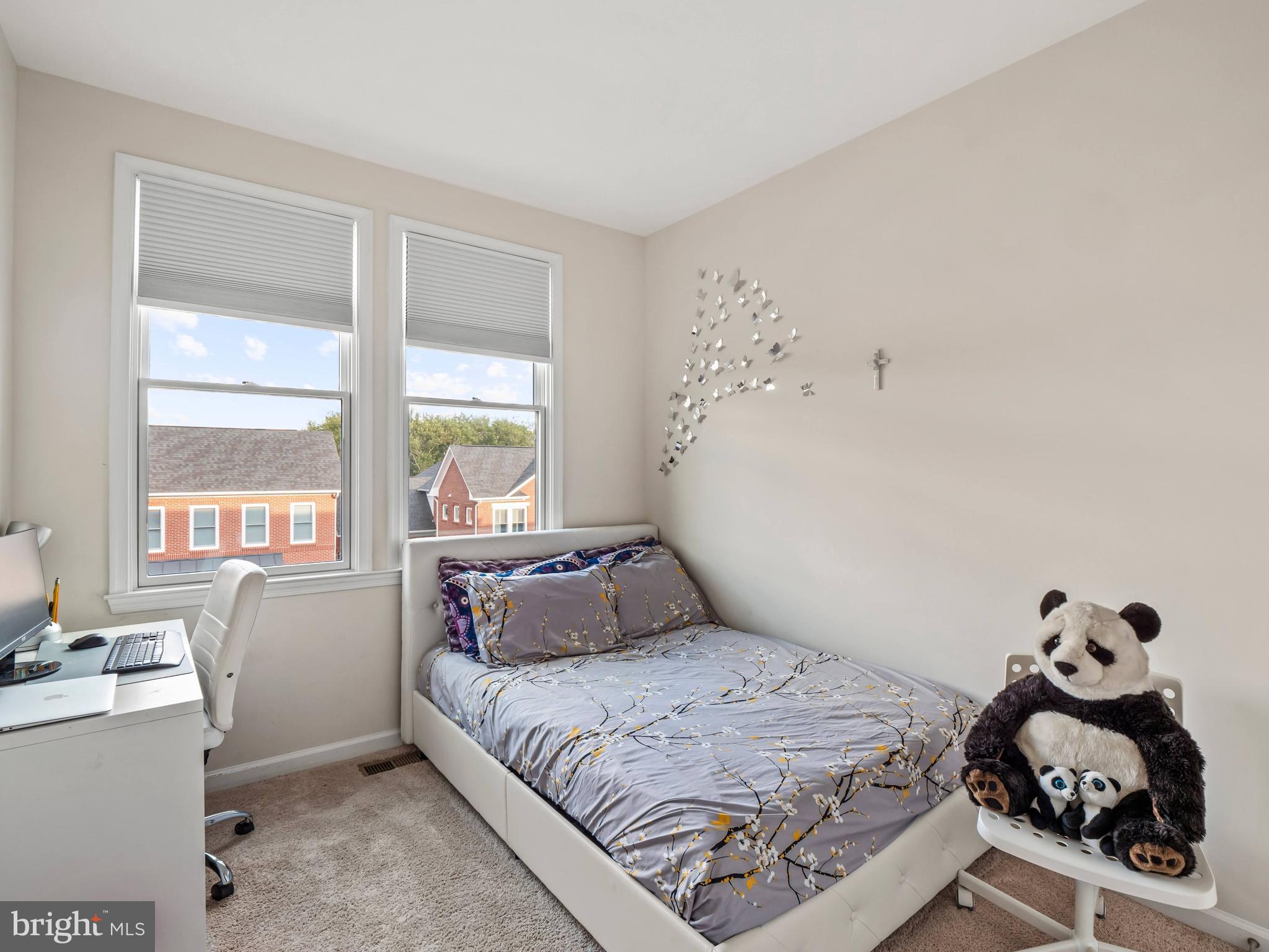 LIBERTY - Residential Lease