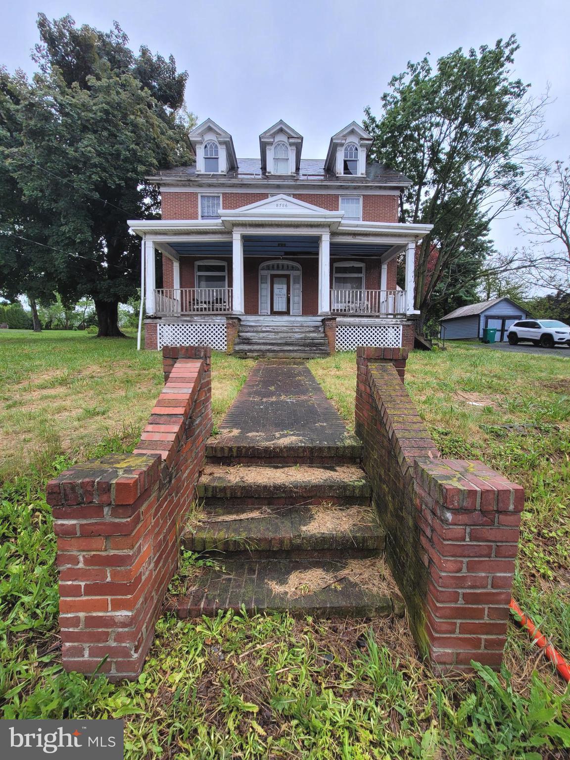 VILLAGE OF QUINCY - Residential
