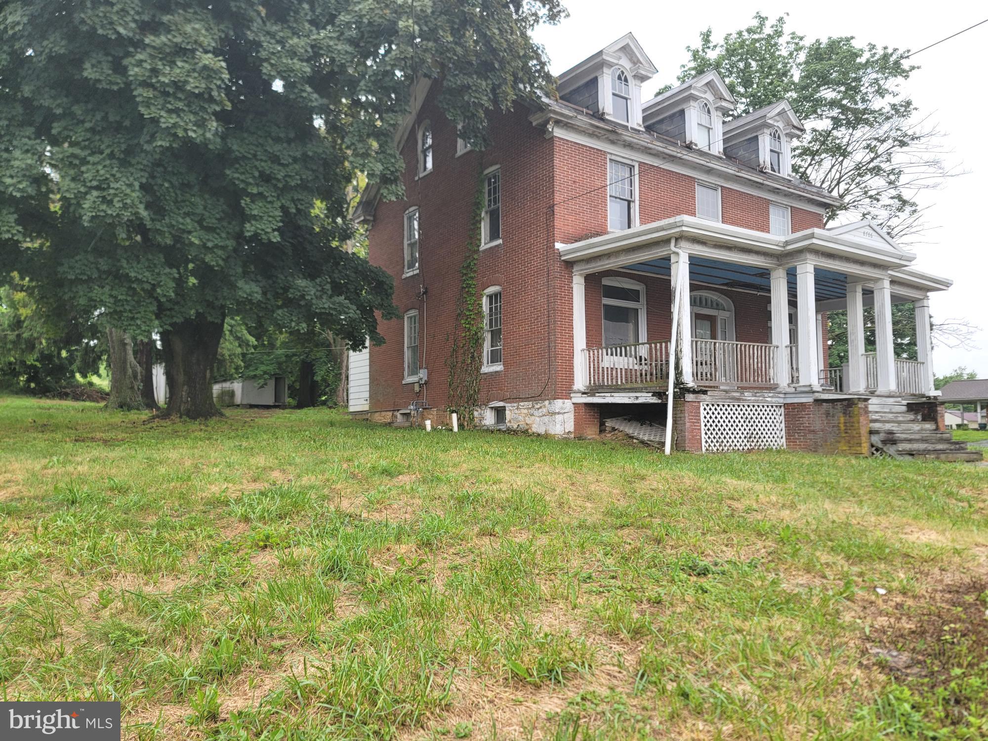VILLAGE OF QUINCY - Residential