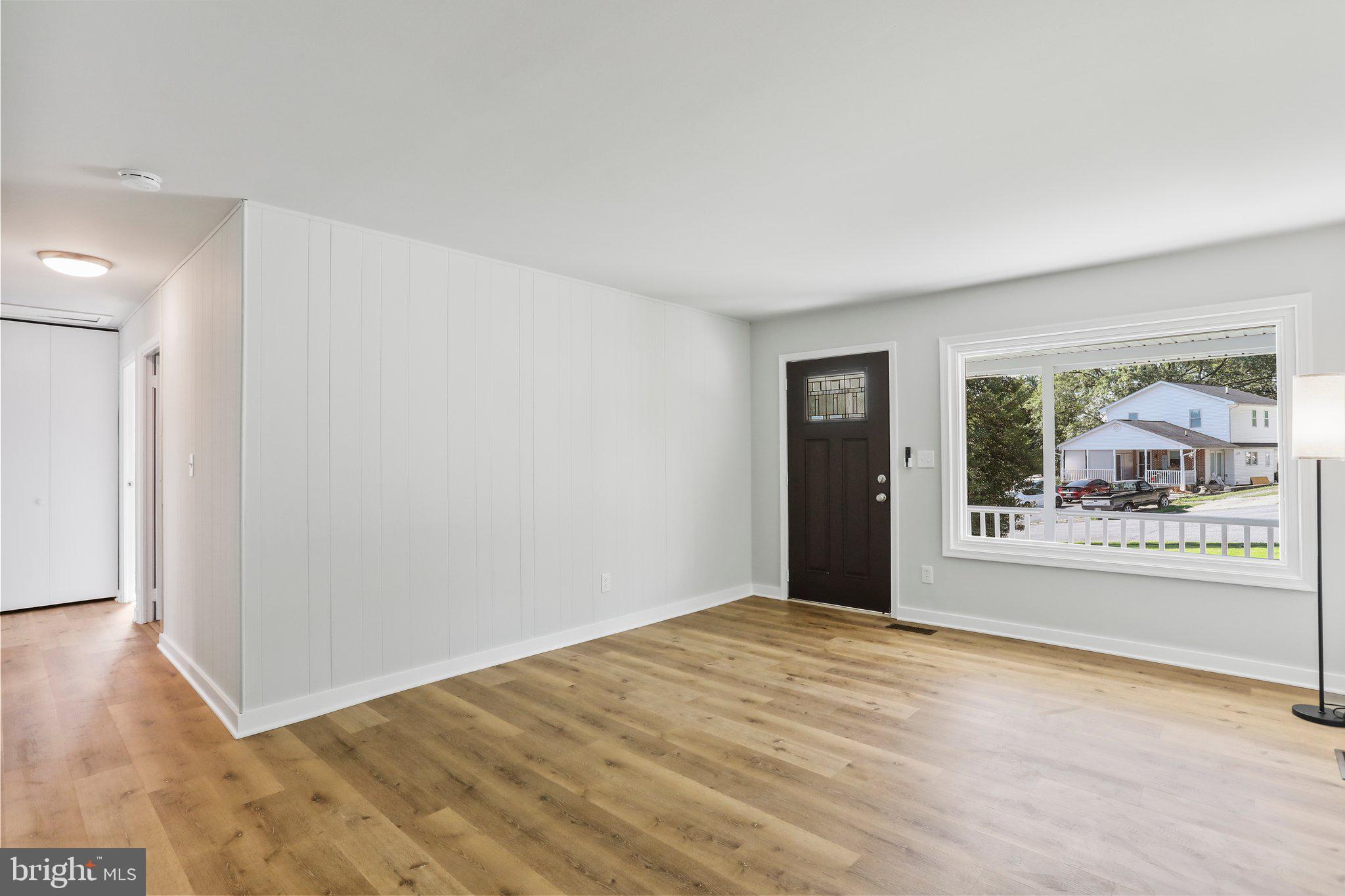 WHITE ROCK - Residential