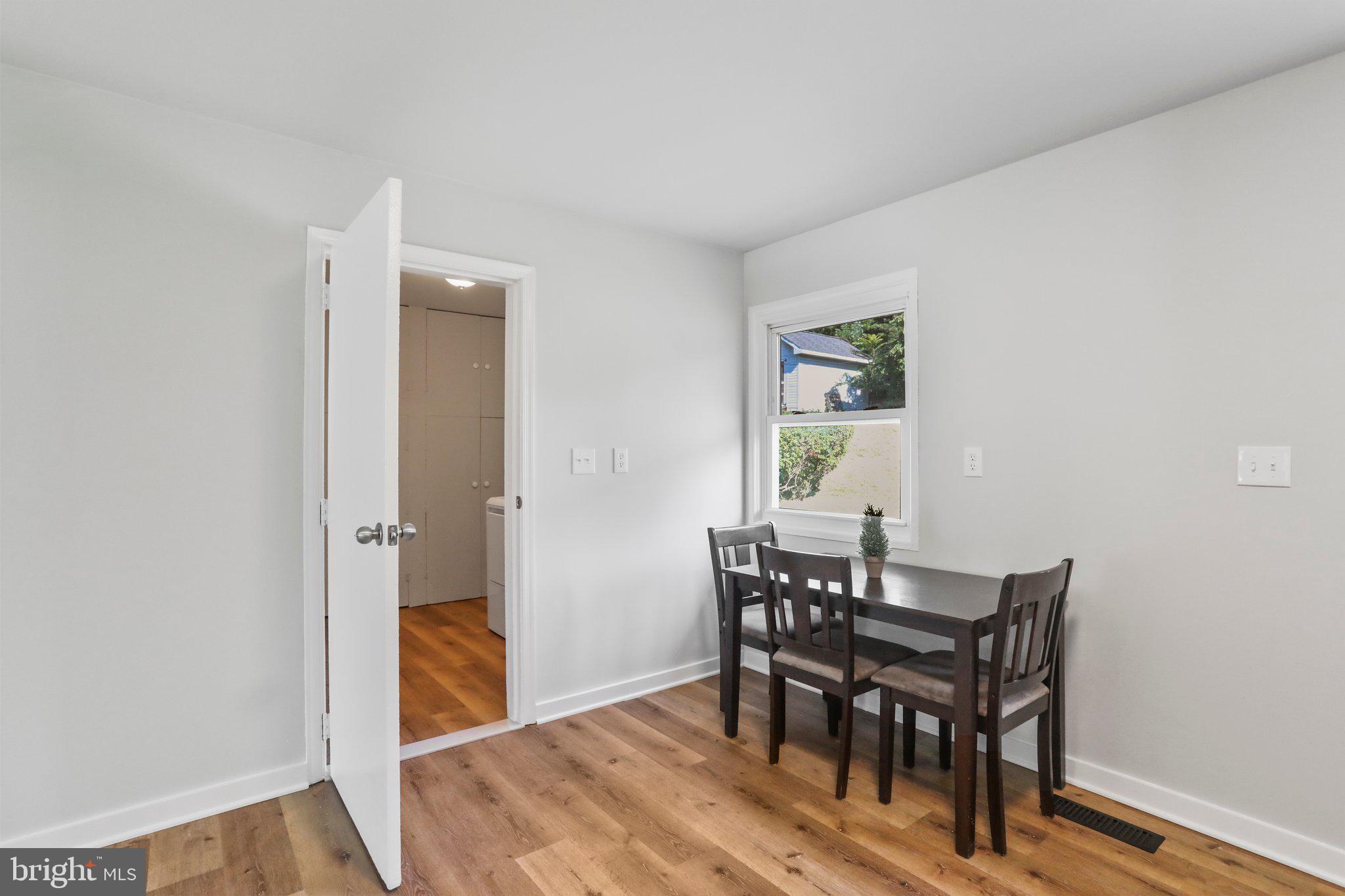 WHITE ROCK - Residential