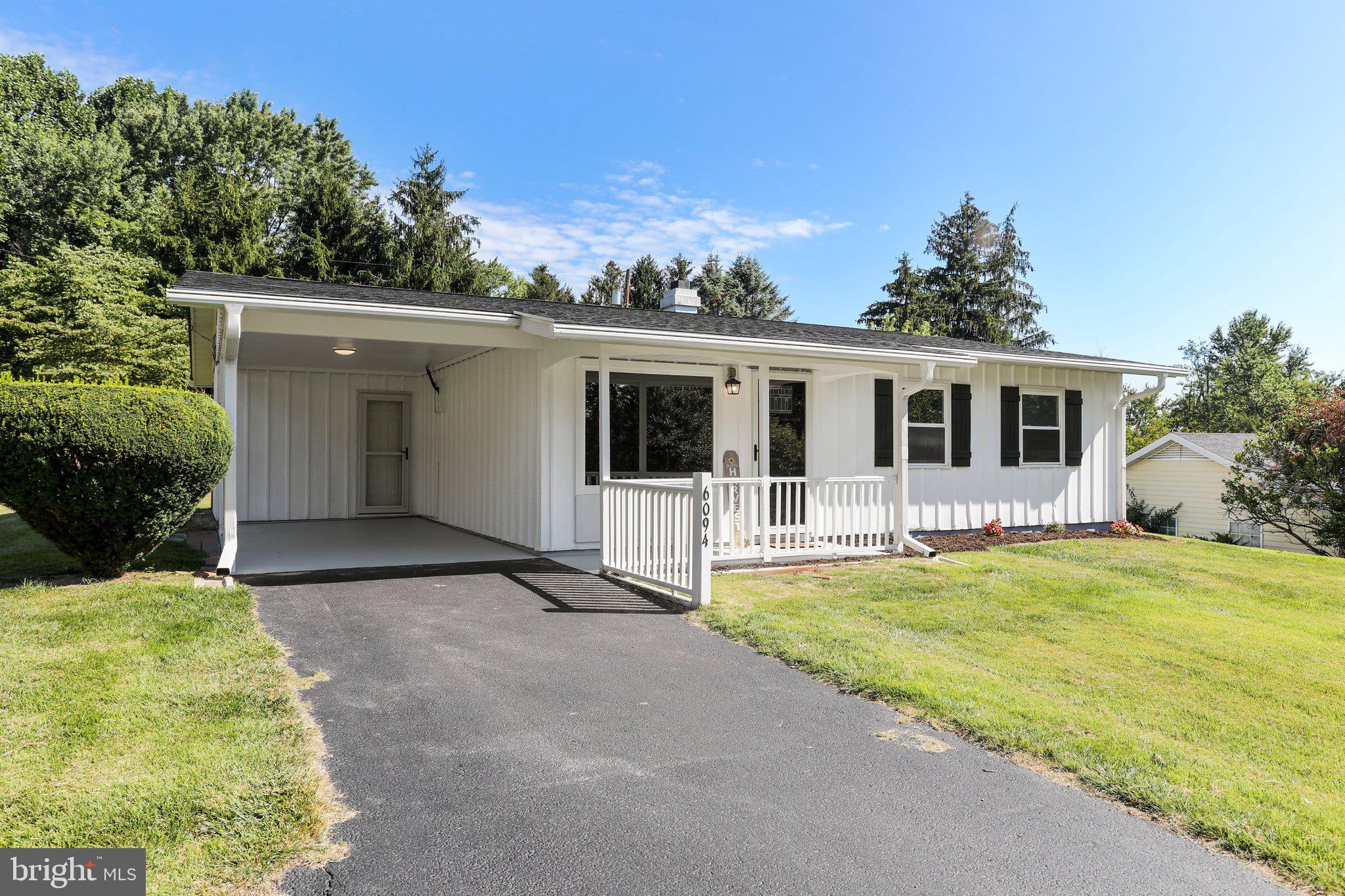 WHITE ROCK - Residential