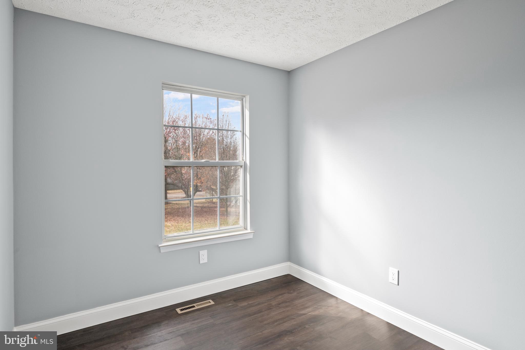 CASTINE - Residential Lease