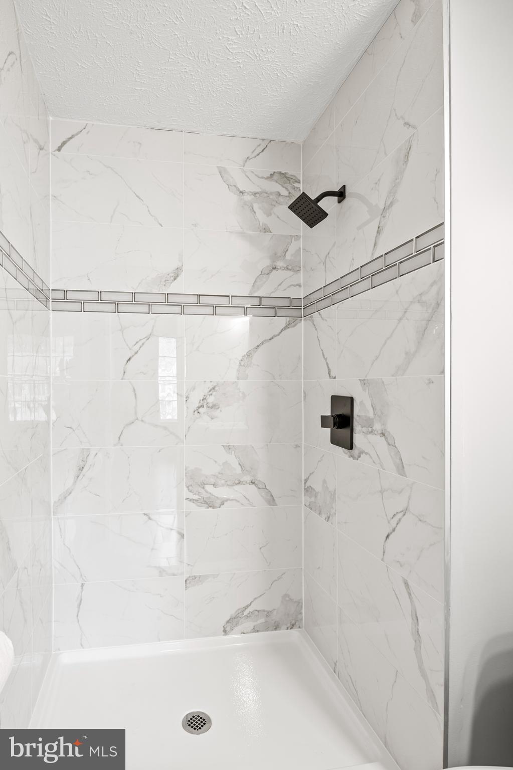 CASTINE - Residential Lease