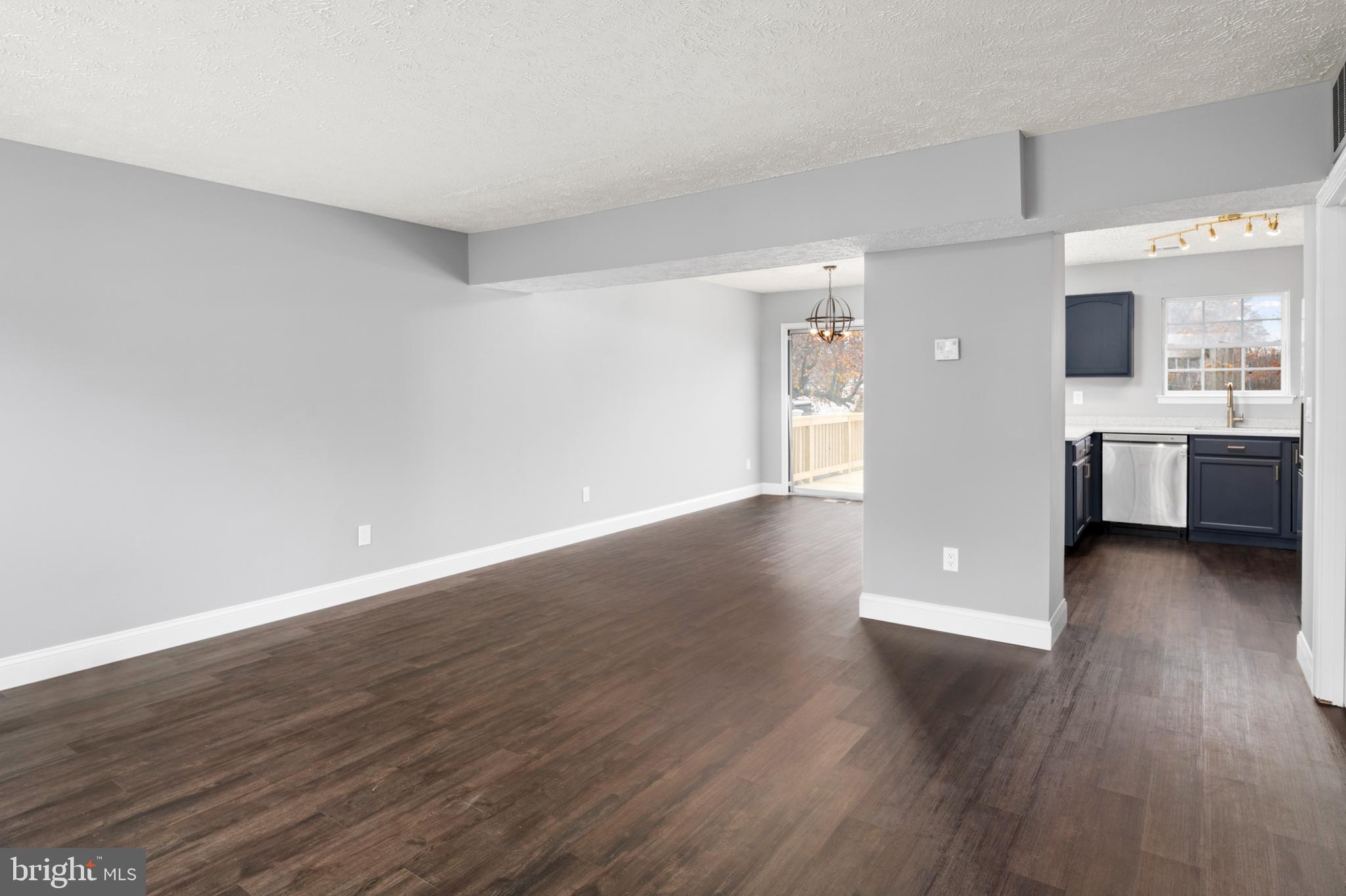 CASTINE - Residential Lease