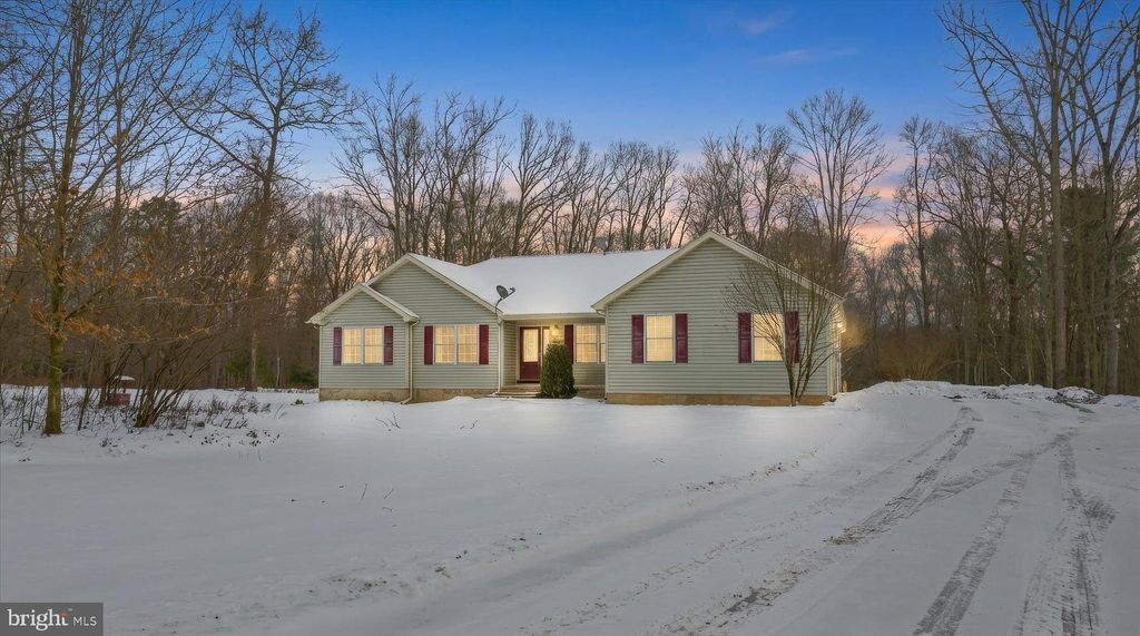Photo of 4 Jaskiewicz Way, WHITE HAVEN, PA 18661 (MLS # PALU2002784)