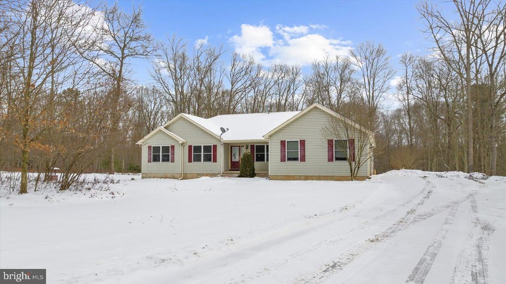 Photo of 4 Jaskiewicz Way, WHITE HAVEN, PA 18661 (MLS # PALU2002784)