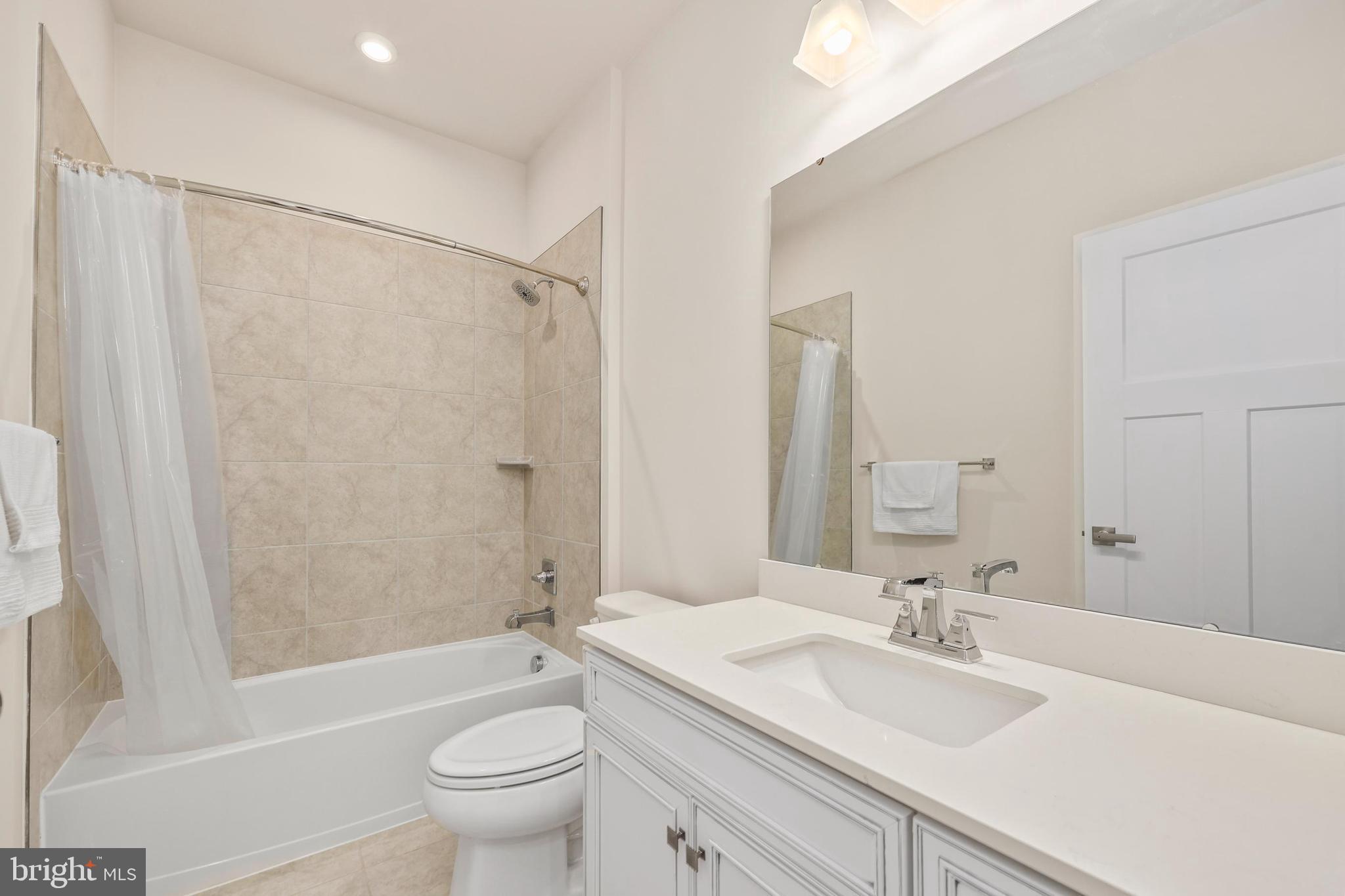 NORTH RIDGE - Residential