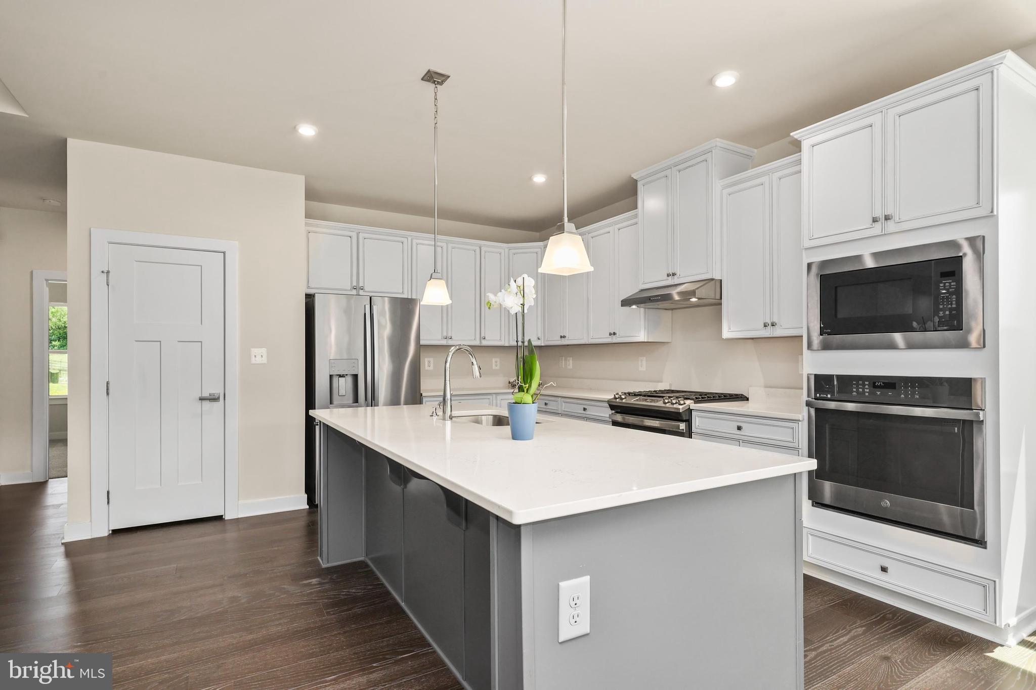 NORTH RIDGE - Residential