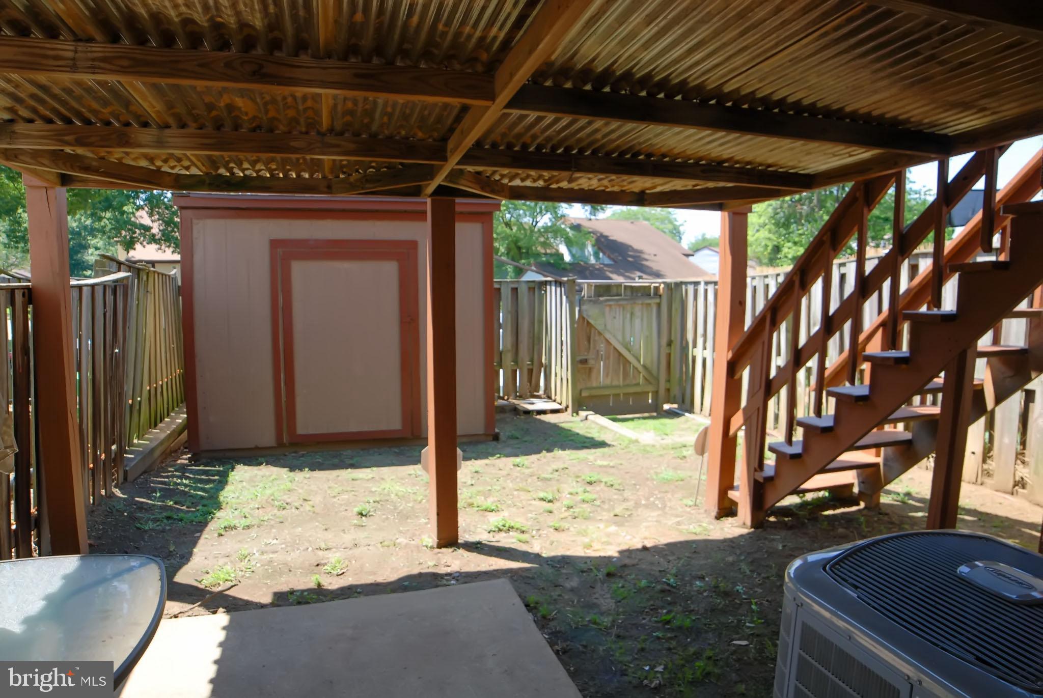 CROFTON MEADOWS - Residential