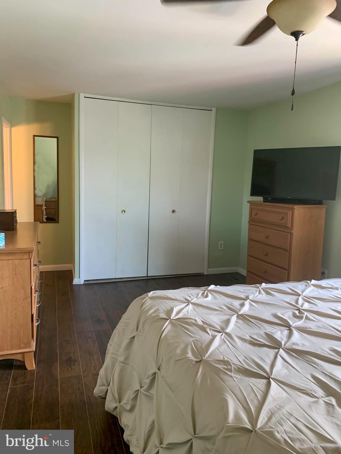 CROFTON MEADOWS - Residential