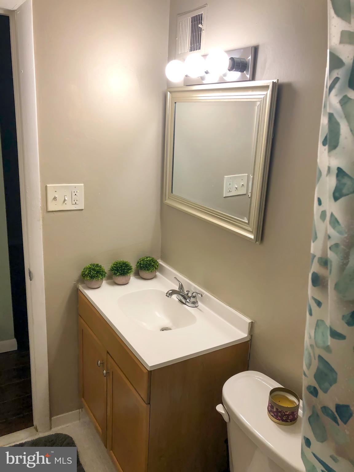 CROFTON MEADOWS - Residential