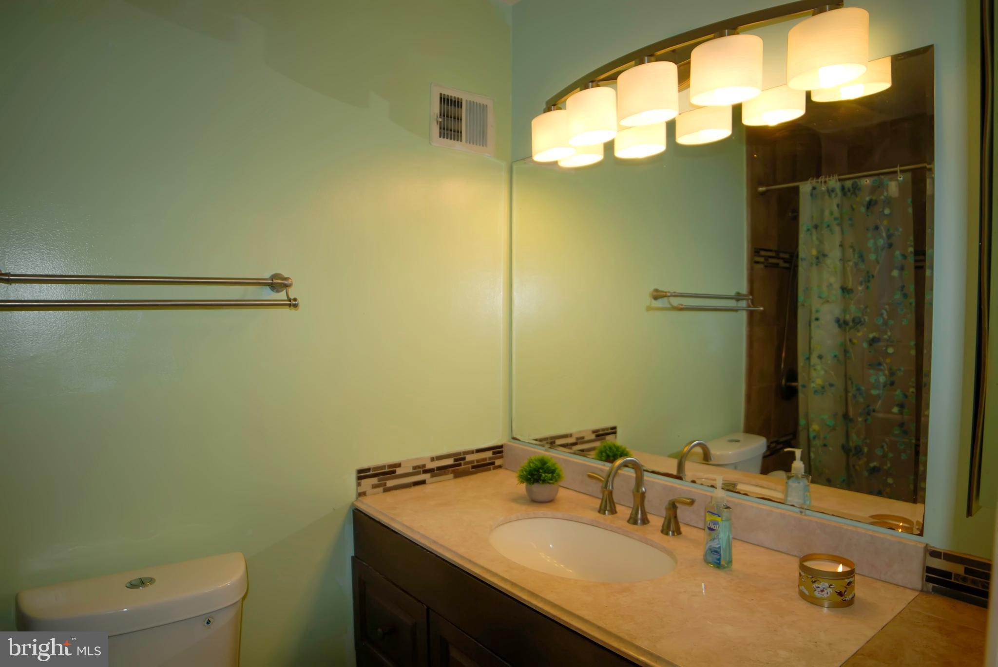 CROFTON MEADOWS - Residential