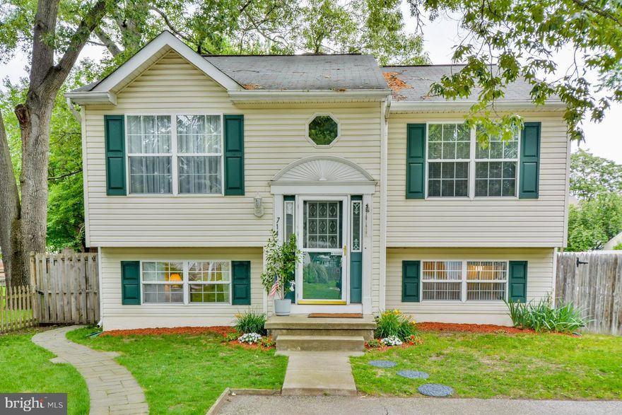 Beautiful 1900 SQ FT split foyer shows Pride of ownership;  4 bedrooms, 3 full bathrooms, new hardwood floors in Living room and kitchen, new floor at foyer entrance, new Heat Pump 7/16, vaulted ceiling in living room, Over sized family room with Berber carpeting in lower level with plenty of storage,  yes the washer and dryer stays,fenced in back yard with 2 sheds,This is a must see.