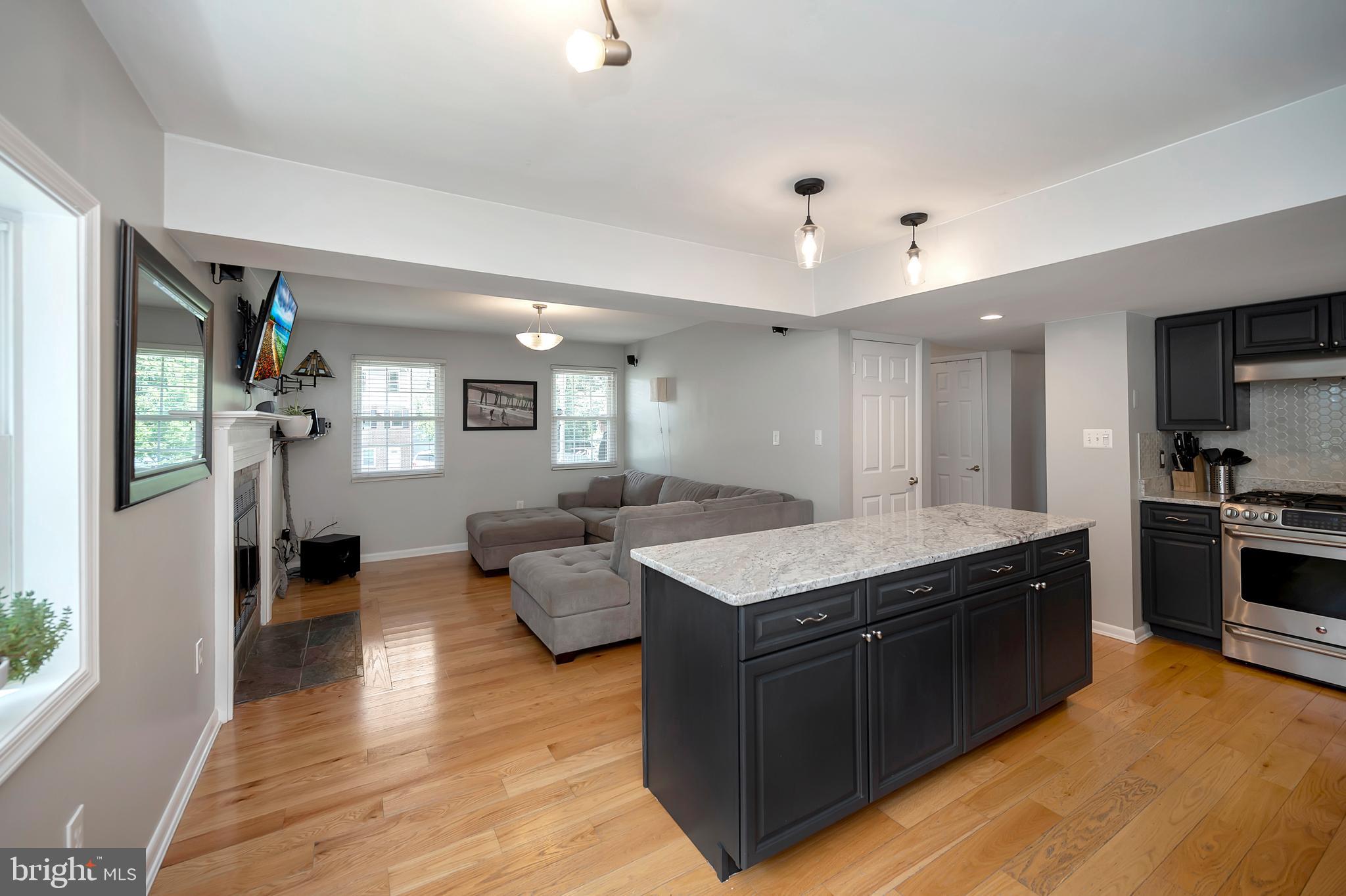 DALE CITY - Residential