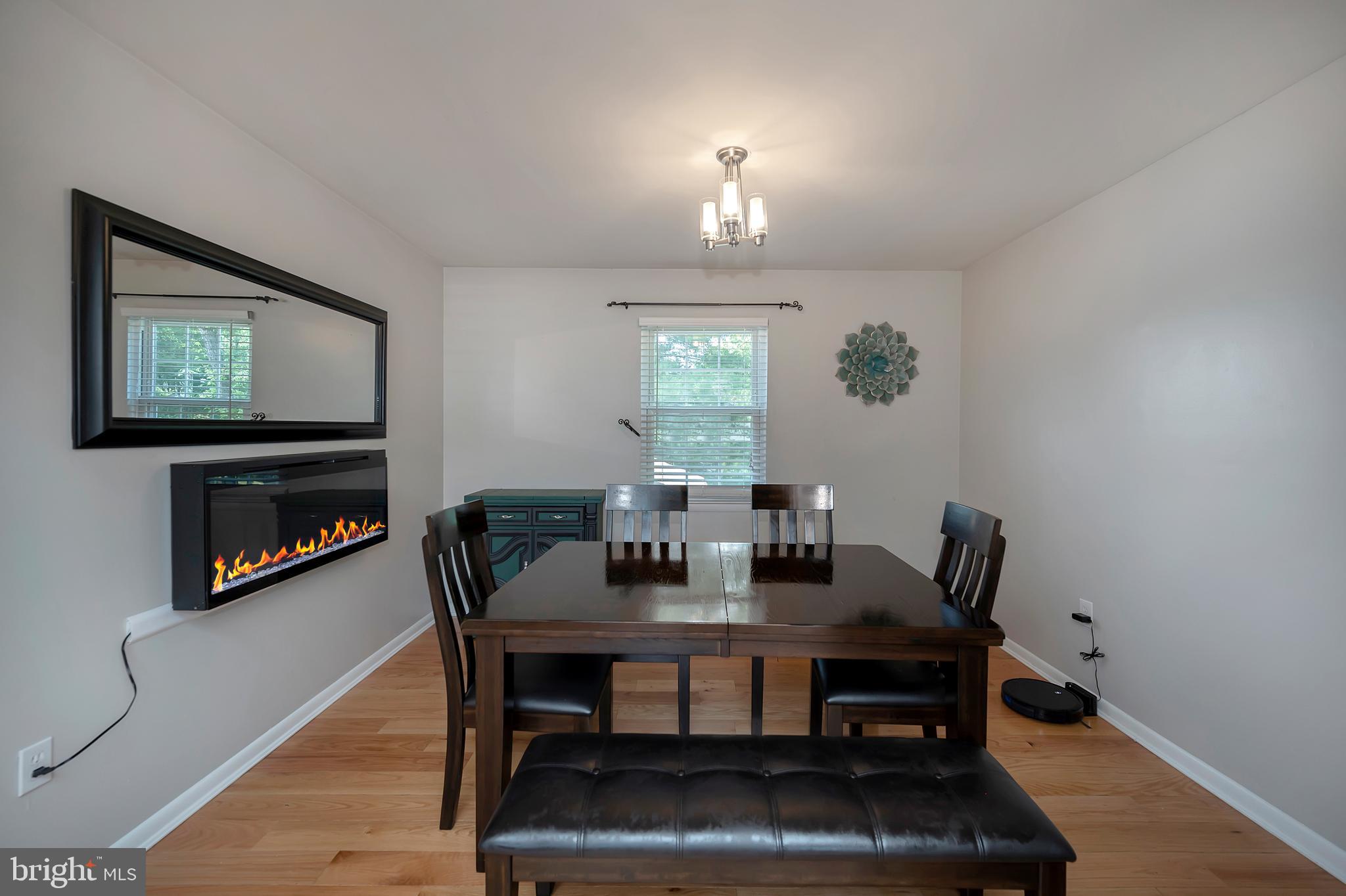 DALE CITY - Residential