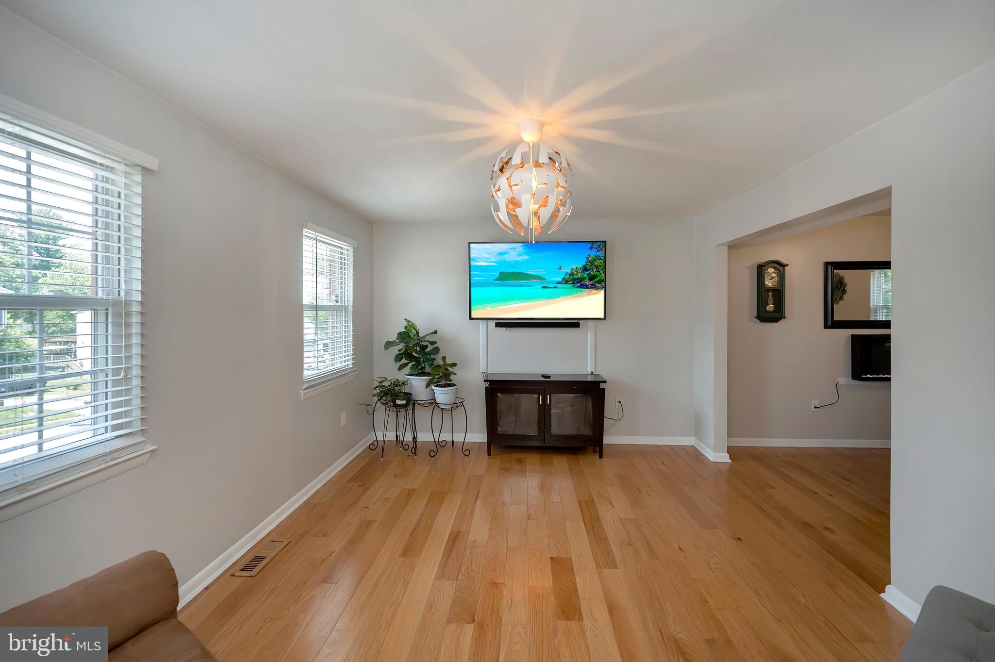 DALE CITY - Residential