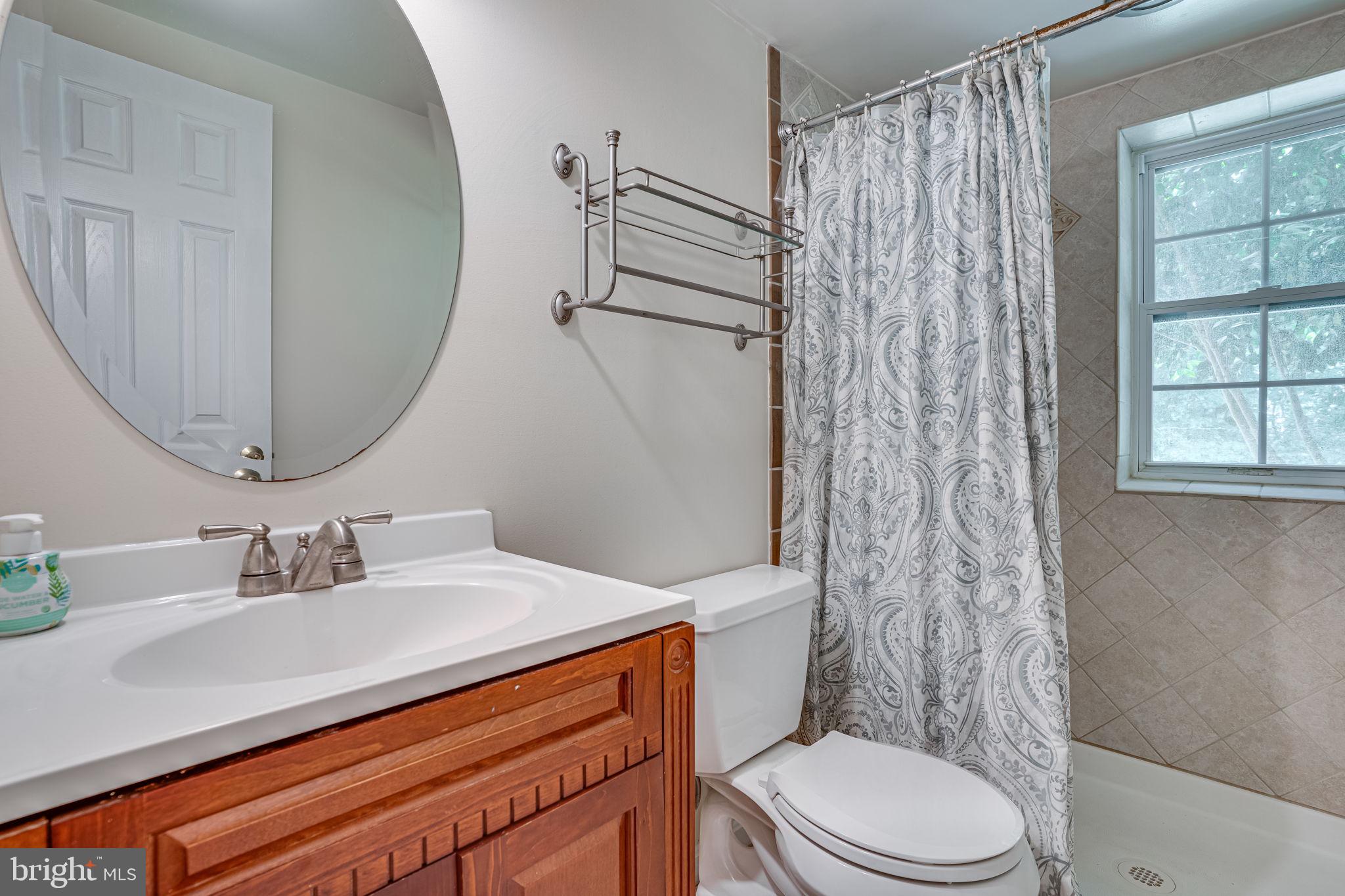 CAVALIER COUNTRY - Residential Lease