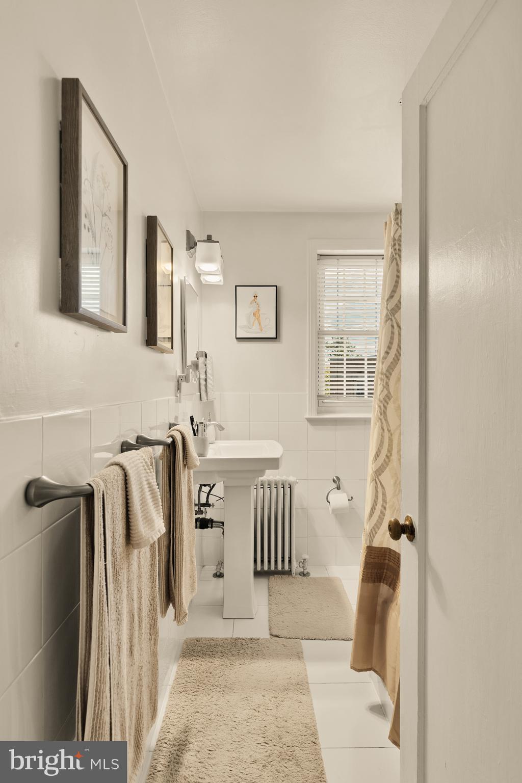 ROCK CREEK VILLAGE CONDOMINIUMS - Residential Lease