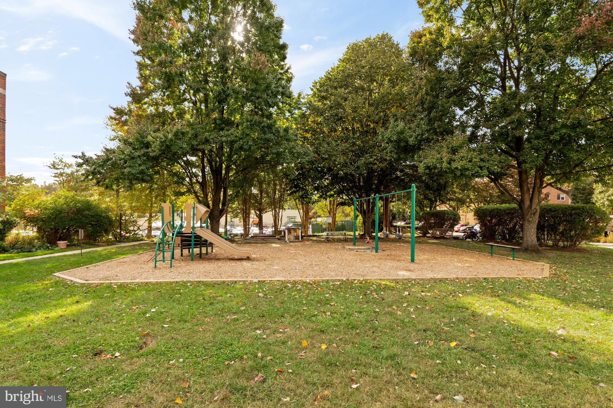 ROCK CREEK VILLAGE CONDOMINIUMS - Residential Lease