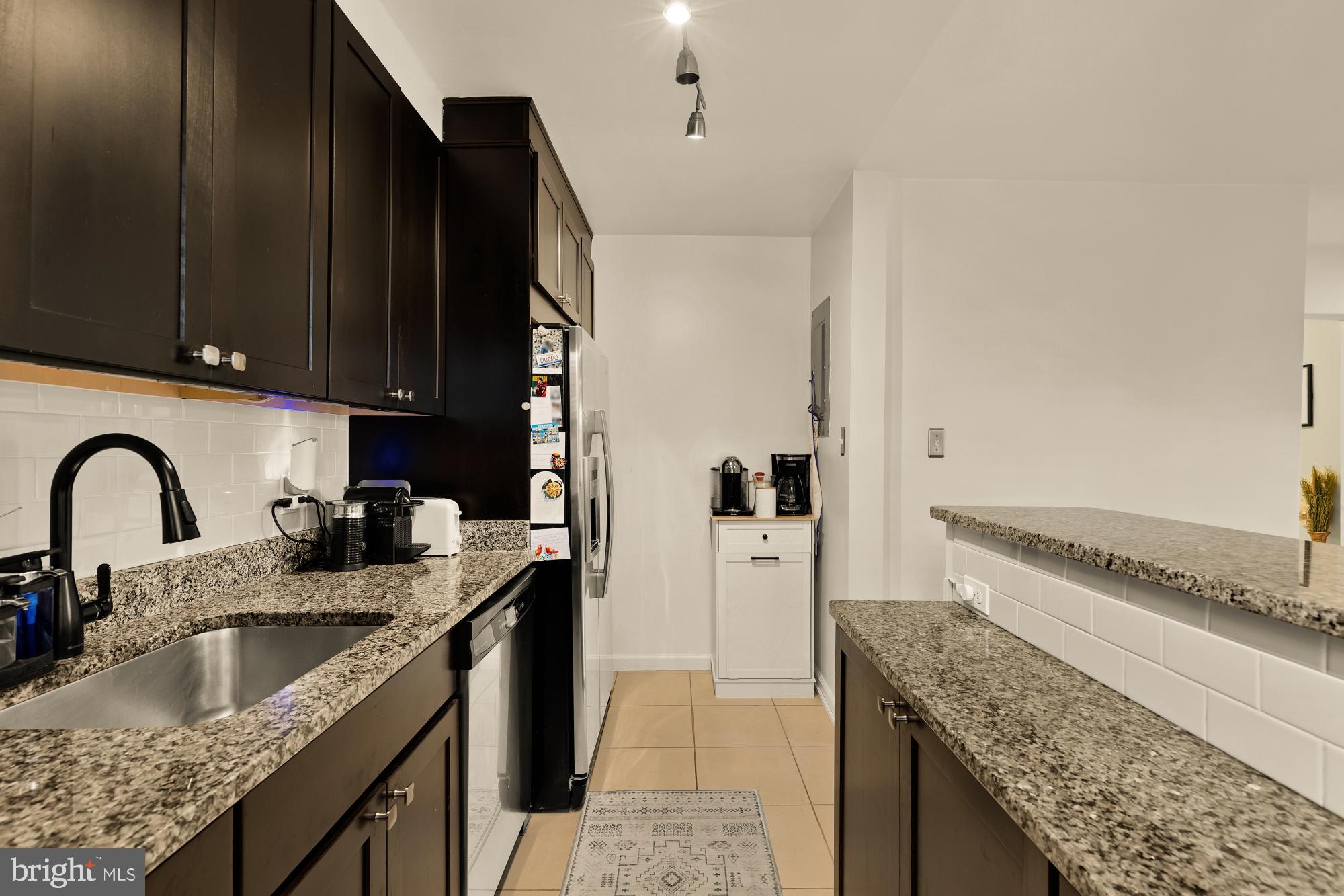 ROCK CREEK VILLAGE CONDOMINIUMS - Residential Lease