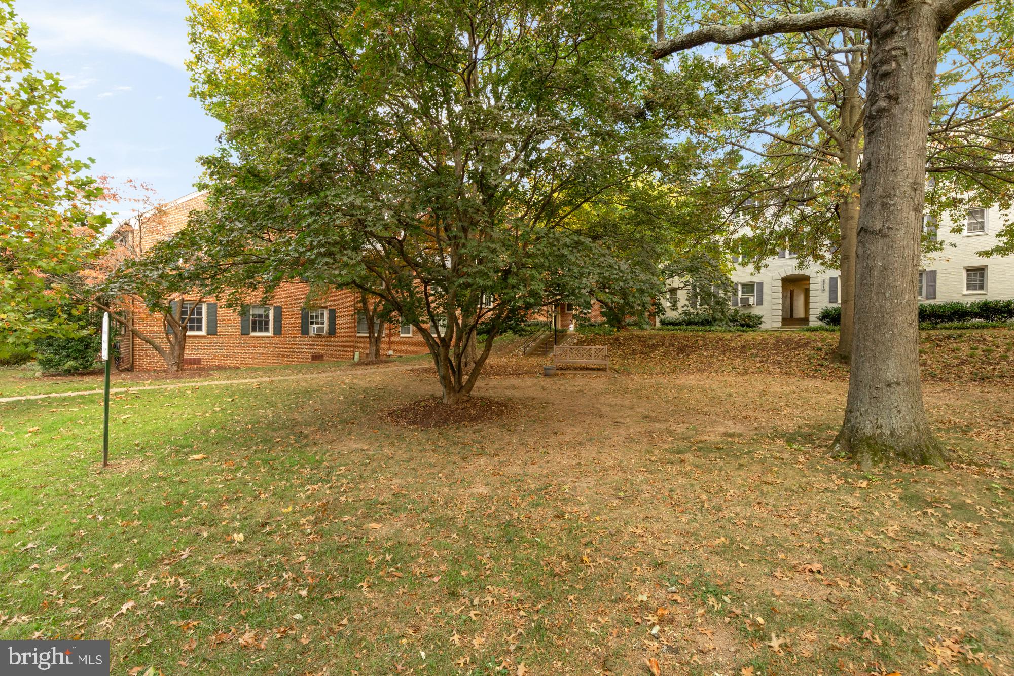 ROCK CREEK VILLAGE CONDOMINIUMS - Residential Lease